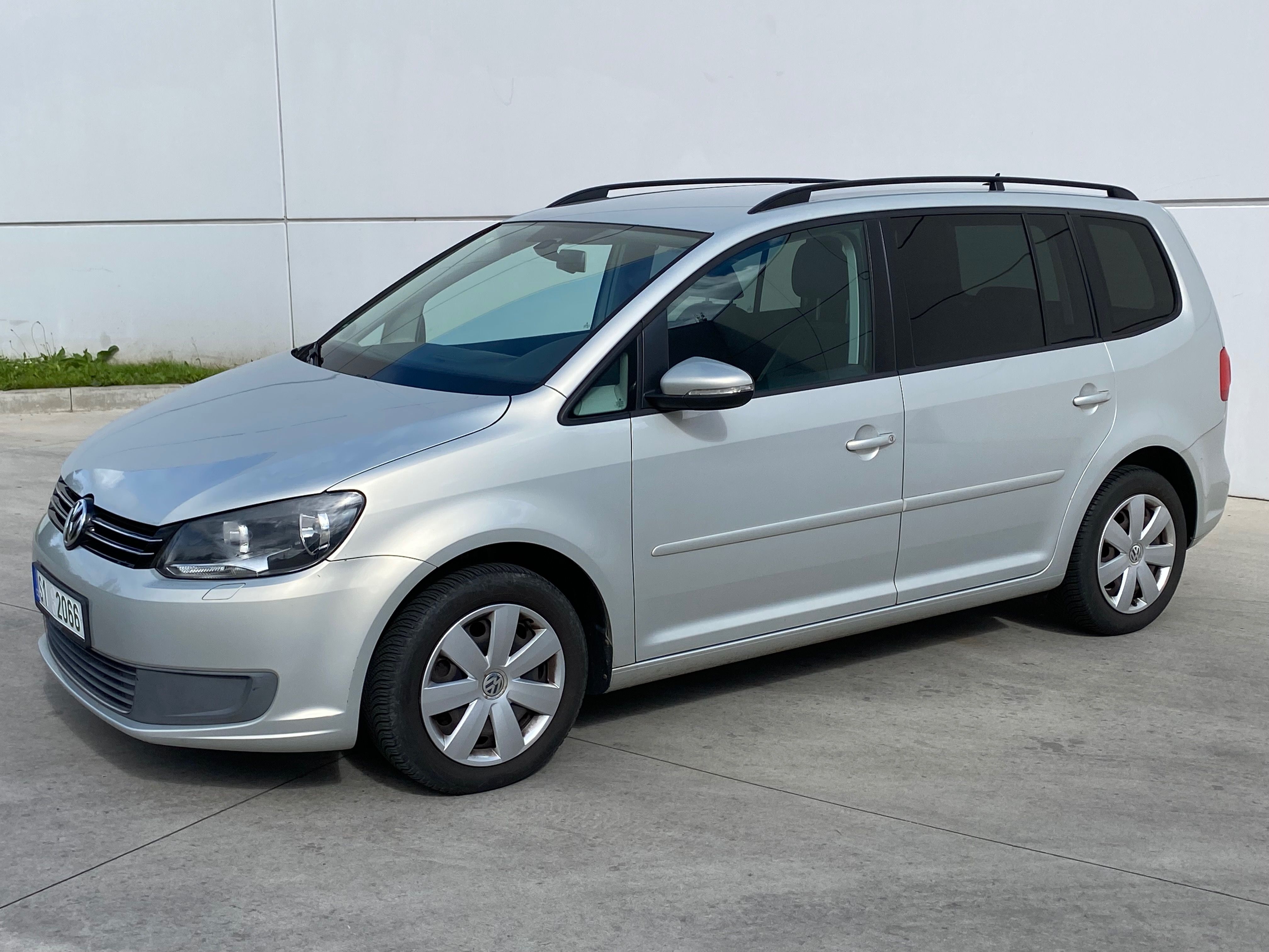 Volkswagen Touran, 1,4 Tsi Comfortline-1.Majitel - fotka 5