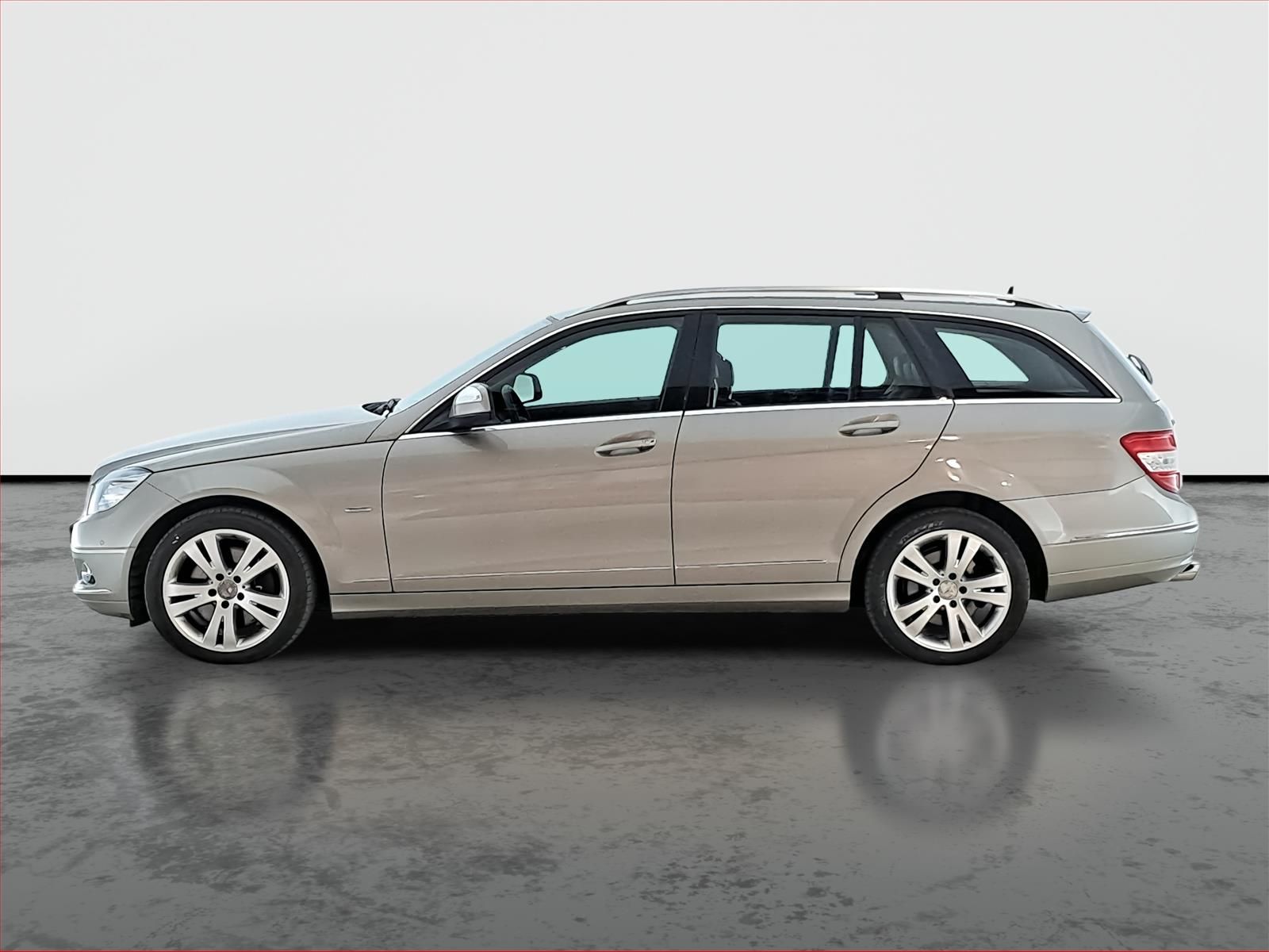 Mercedes-Benz Třídy C, 320 CDI 4MATIC, Avantgarde - fotka 3