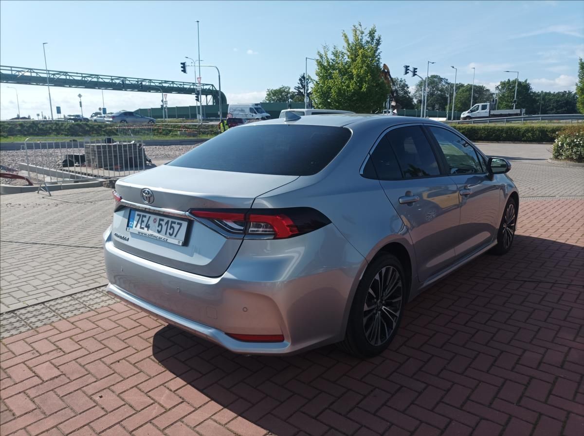 Toyota Corolla, 1,5 Style - fotka 4