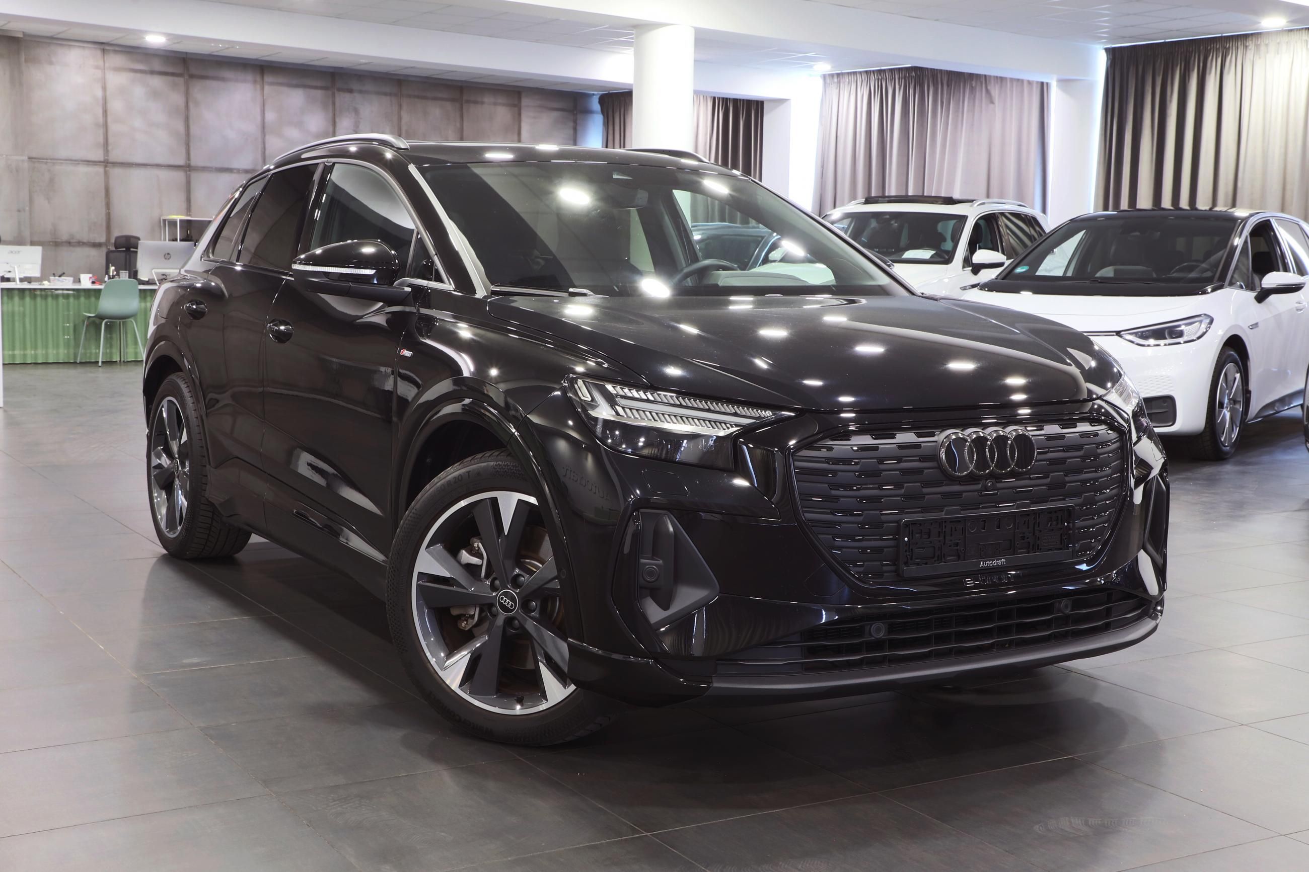 Audi Q4 e-tron, e-tron 45 150kW 82kWh S-Line