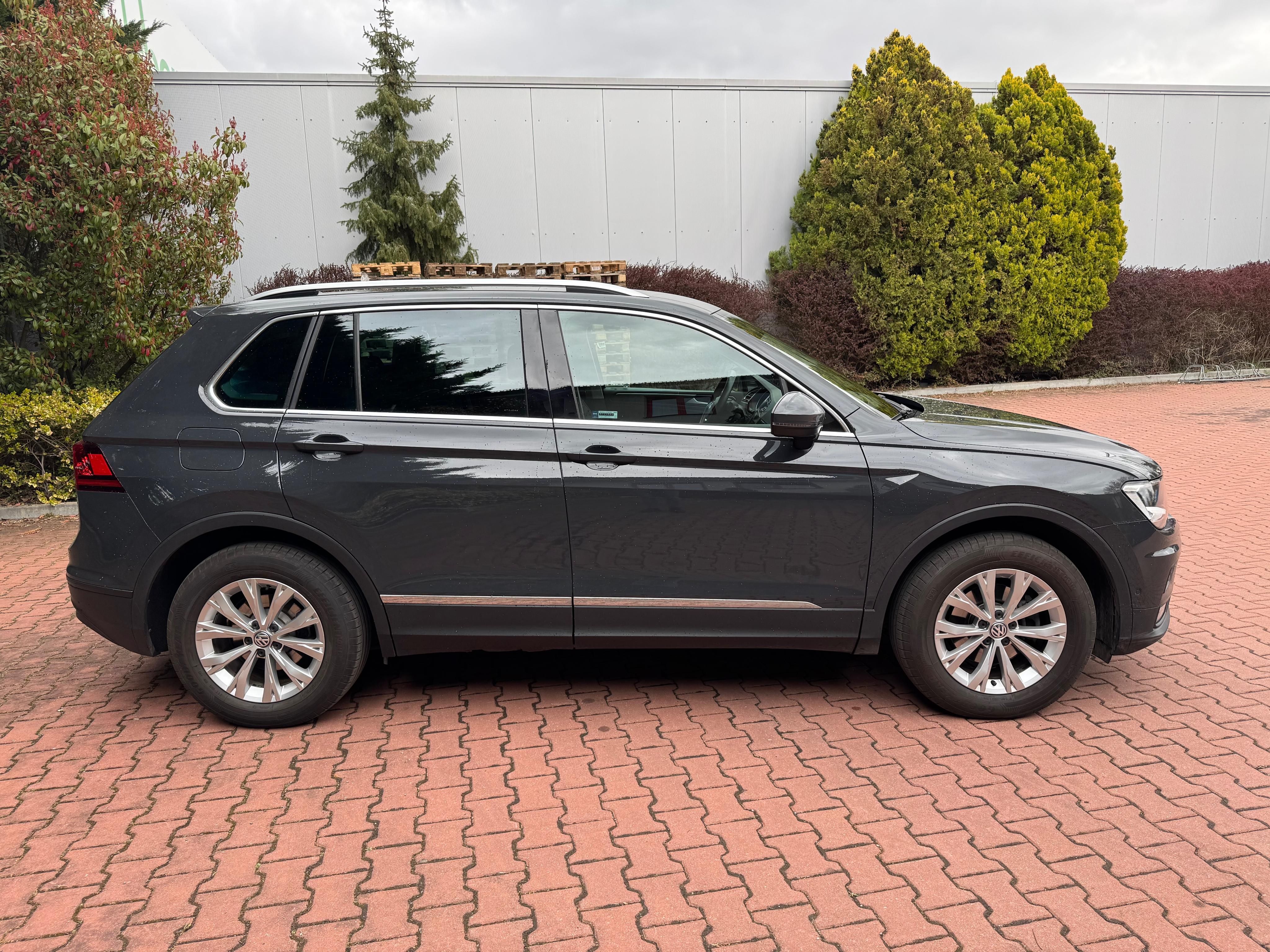 Volkswagen Tiguan, 2.0 TDI 110kW,4x4,DSG,ČR,Navi - fotka 3