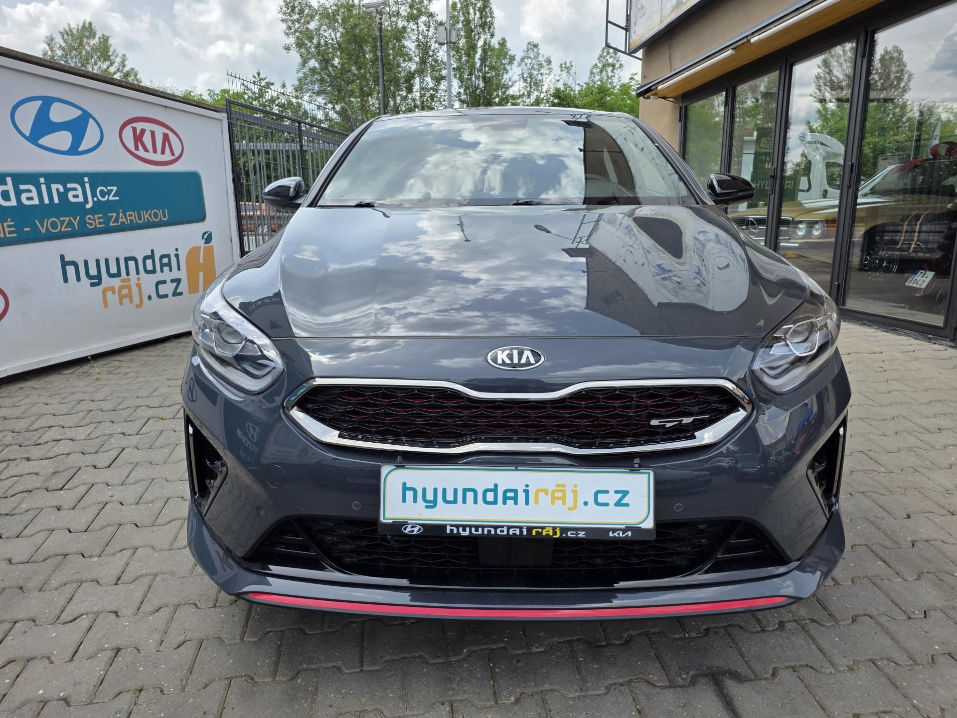 Kia Pro_cee´d, 1.6-GT-DPH-V ZÁRUCE-AUTOMAT - fotka 2