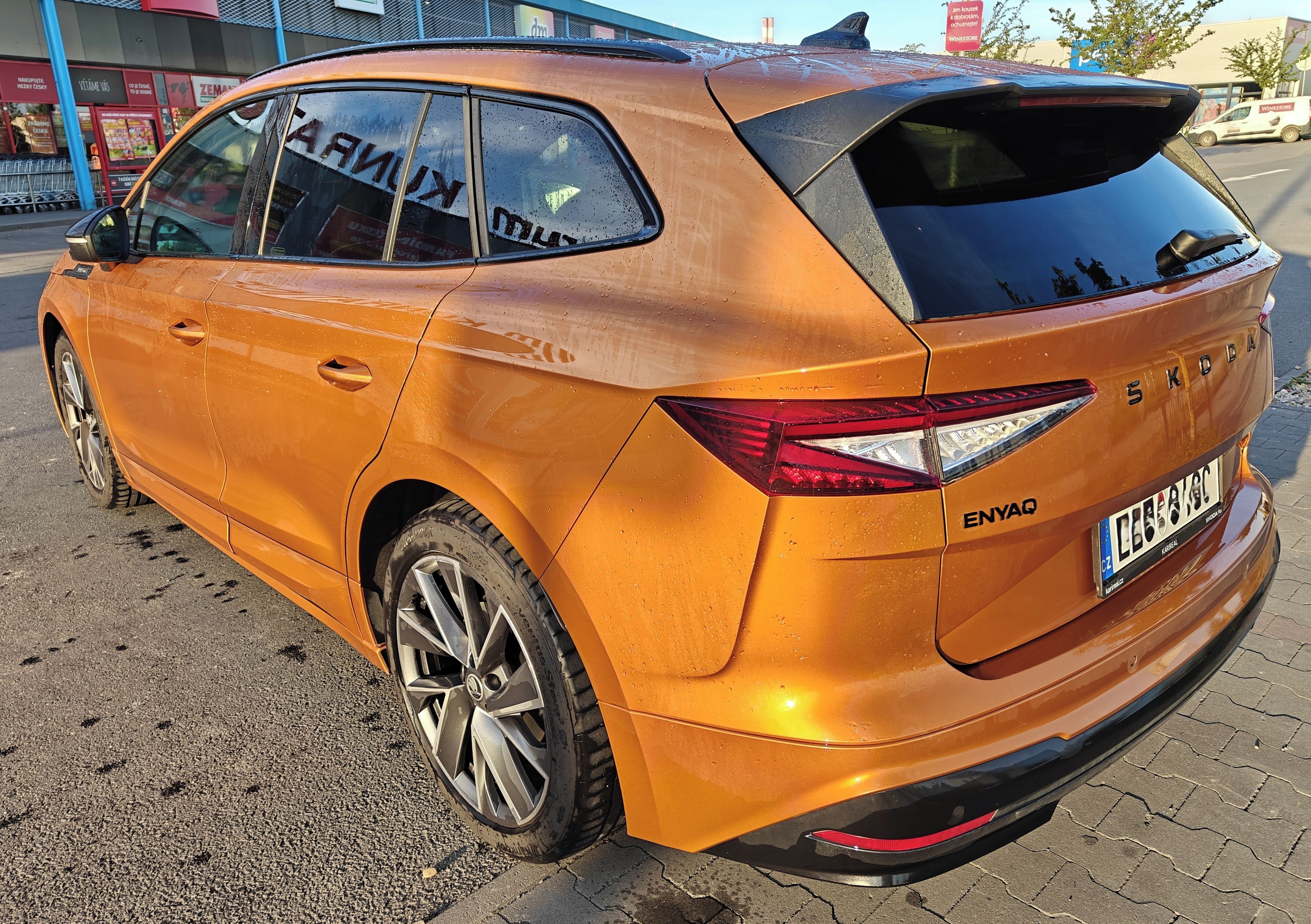 Škoda Enyaq, 85 Sportline; tažné; zár 10/29 - fotka 4