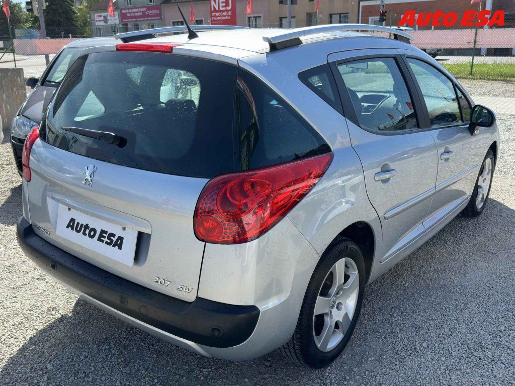 Peugeot 207, 1.6VTi,AC,park.čidla - fotka 4