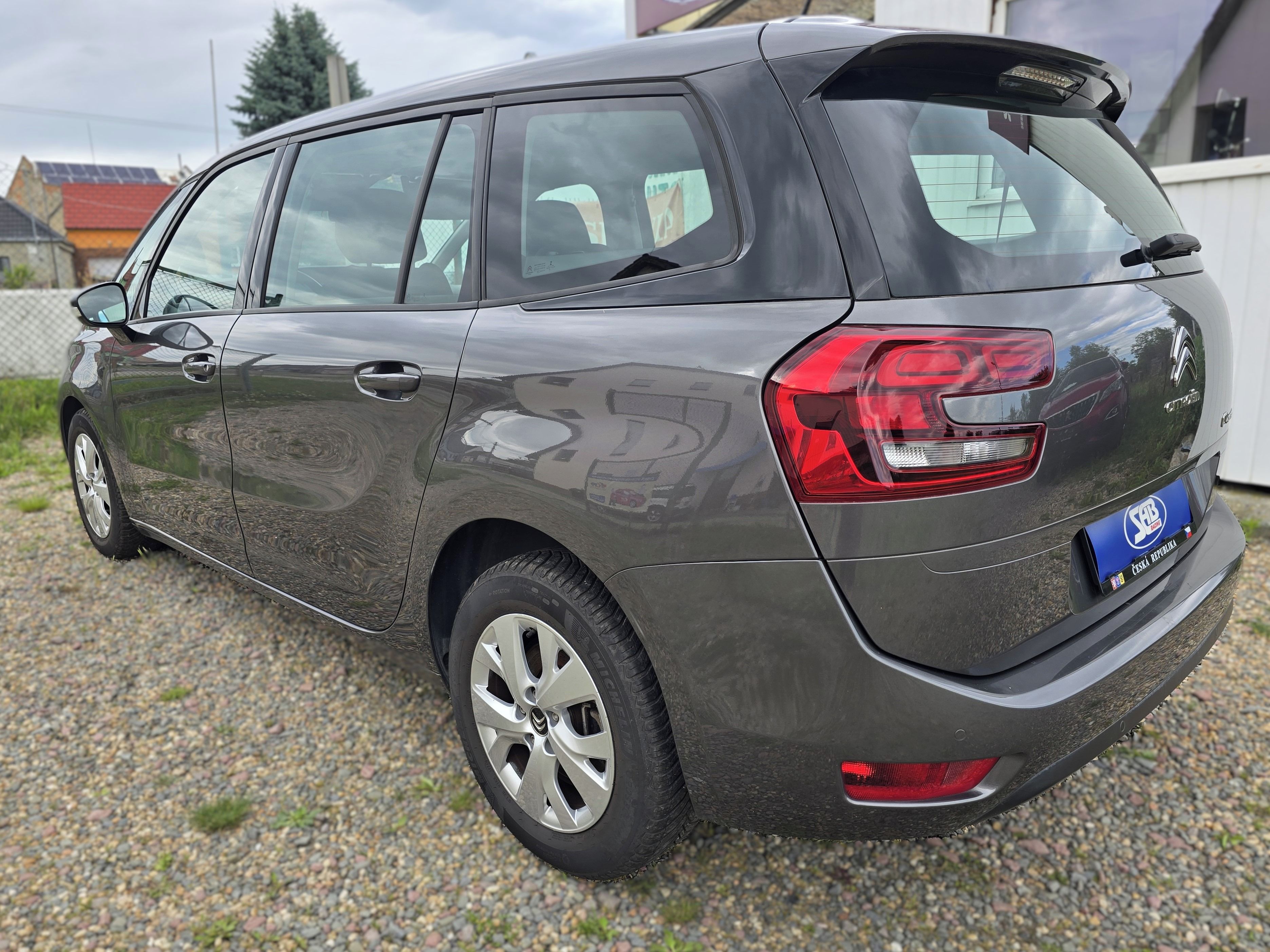Citroën Grand C4 SpaceTourer, 1,2i 96kW 7míst - fotka 3