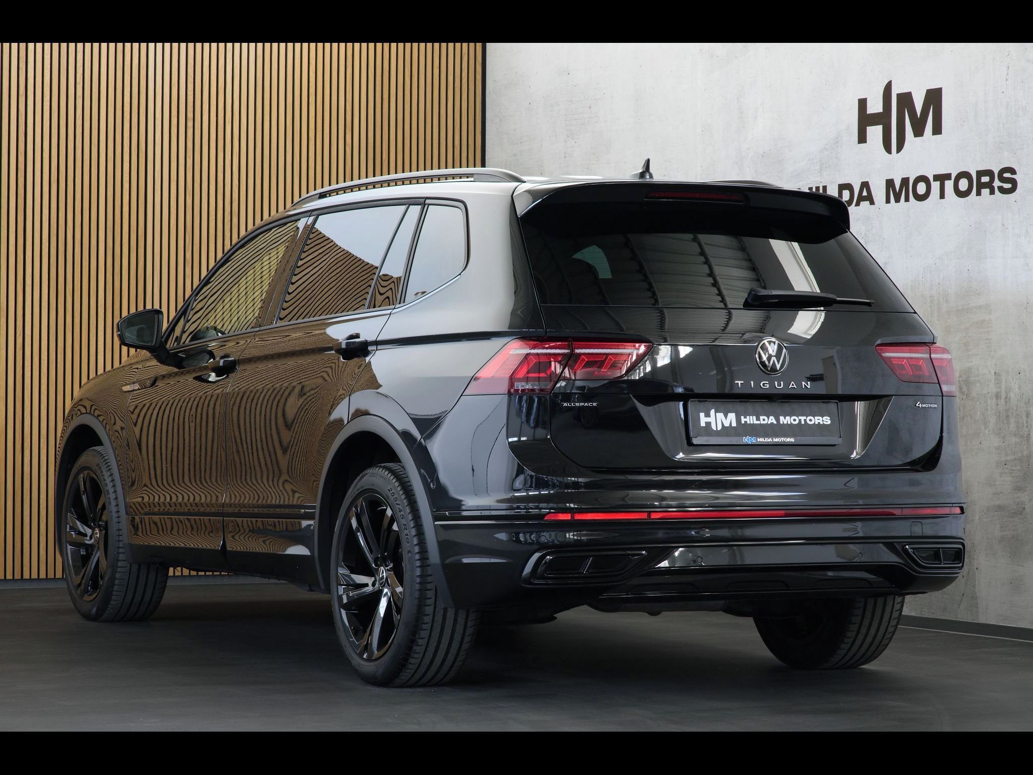 Volkswagen Tiguan Allspace, 2.0TDI 147kW 4x4 R-Line Tažné - fotka 2