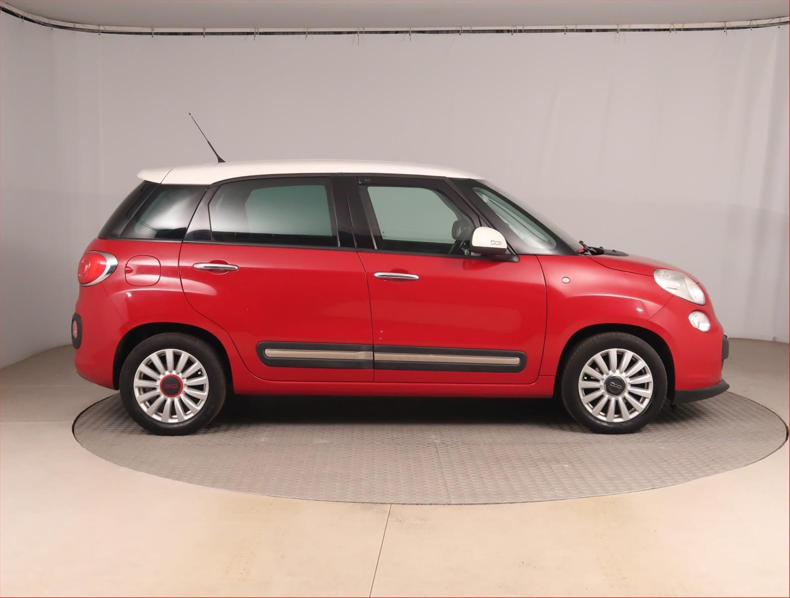 Fiat 500L, 1.4 16V, Serv.kniha, Tempomat - fotka 6