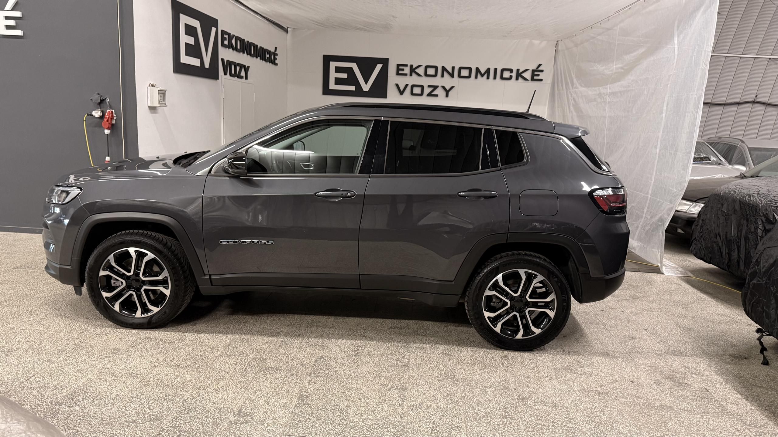 Jeep Compass, 1.3 T4 PHEV,4x4,ZÁRUKA - fotka 5