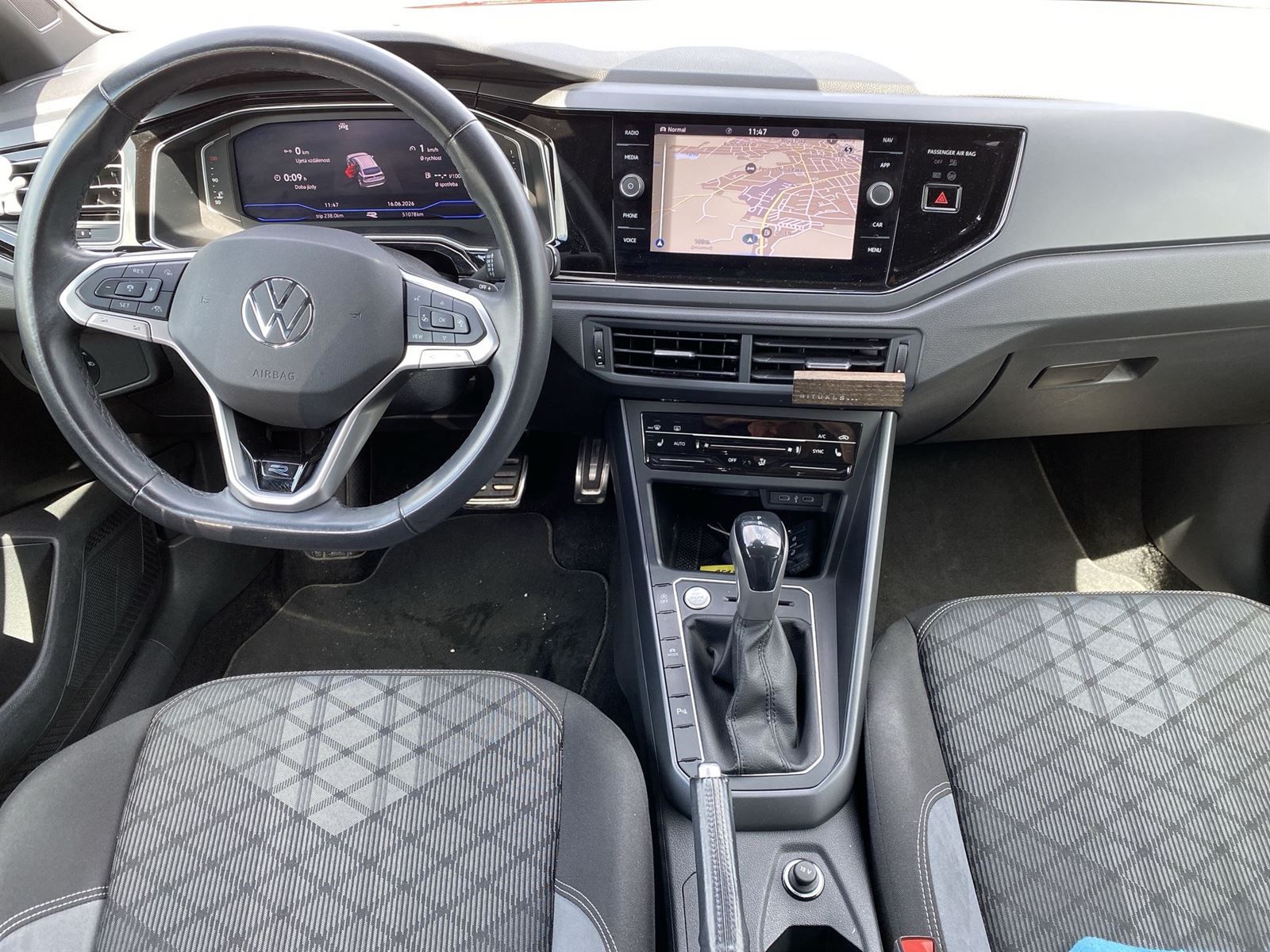 Volkswagen Taigo, 1.5 TSI DSG R-Line - fotka 5