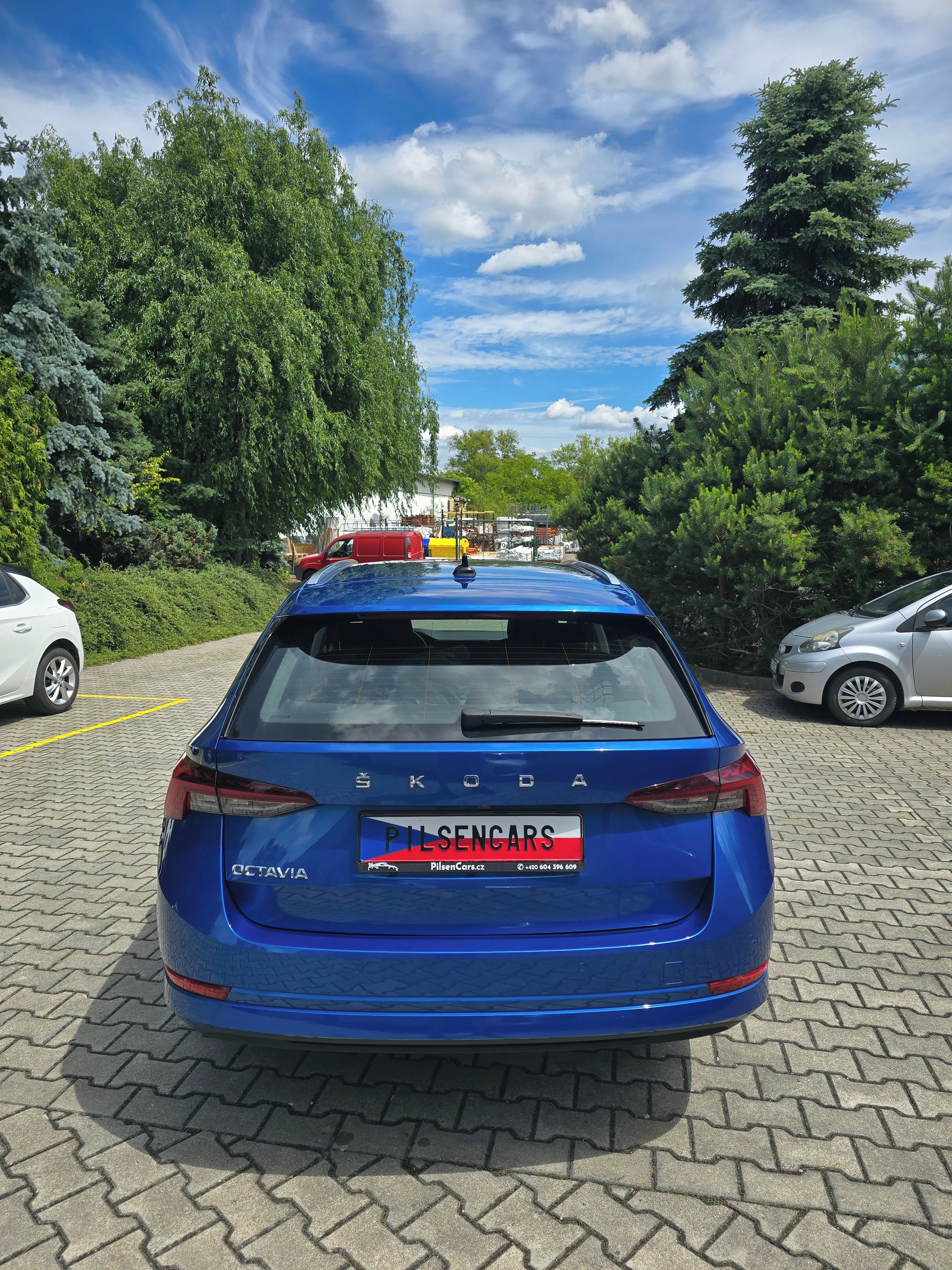 Škoda Octavia, Combi Style Plus Matrix 8xPNEU - fotka 4