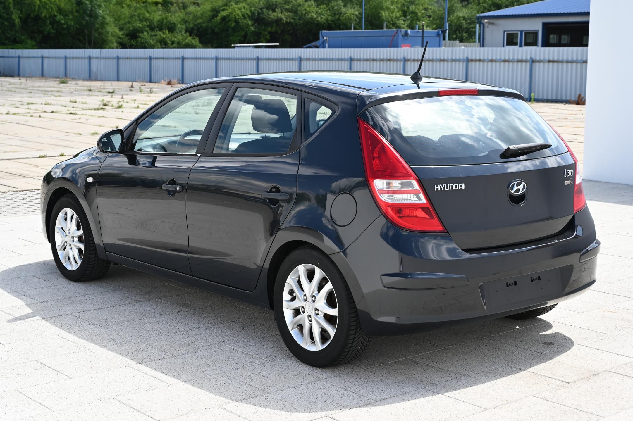 Hyundai i30, 1.4 80KW Edition+ 6/2010 - fotka 4