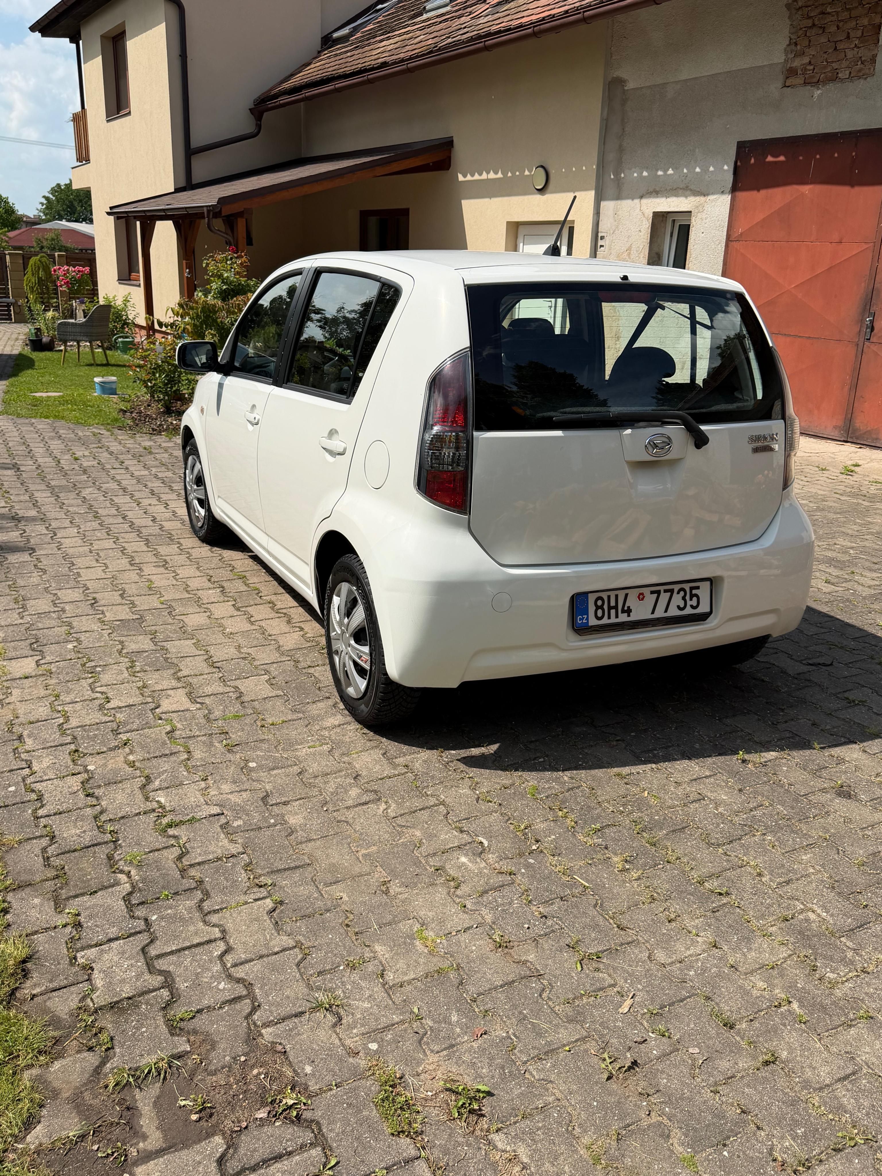 Daihatsu Sirion - fotka 5