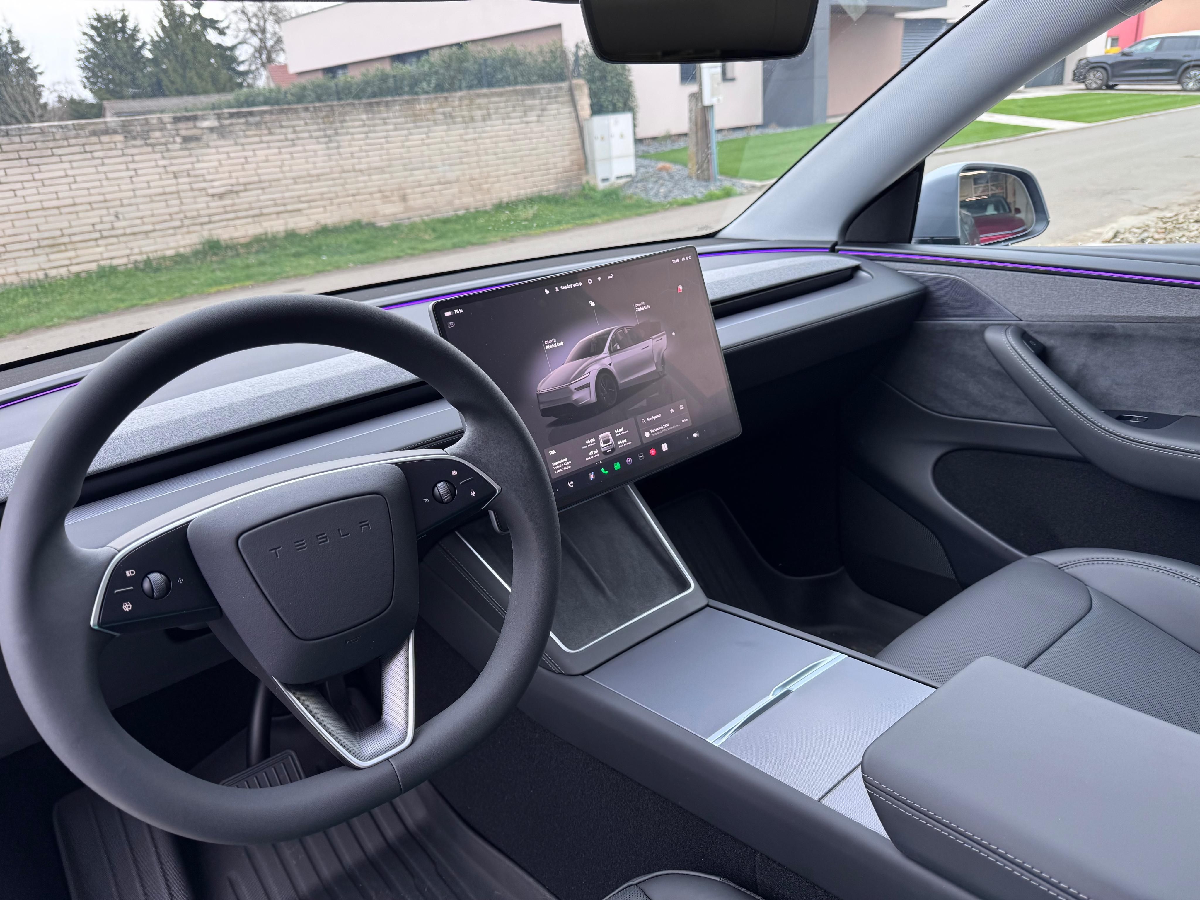 Tesla Model Y, Long Range, Dual Motor - fotka 5