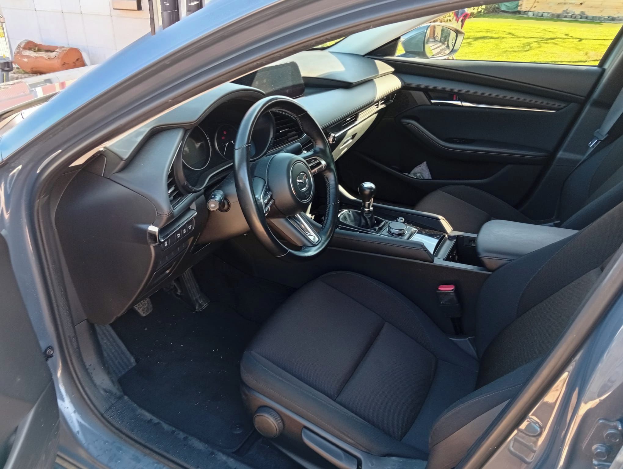 Mazda 3, ExclusiveLine Skyactiv-X 186HP - fotka 6