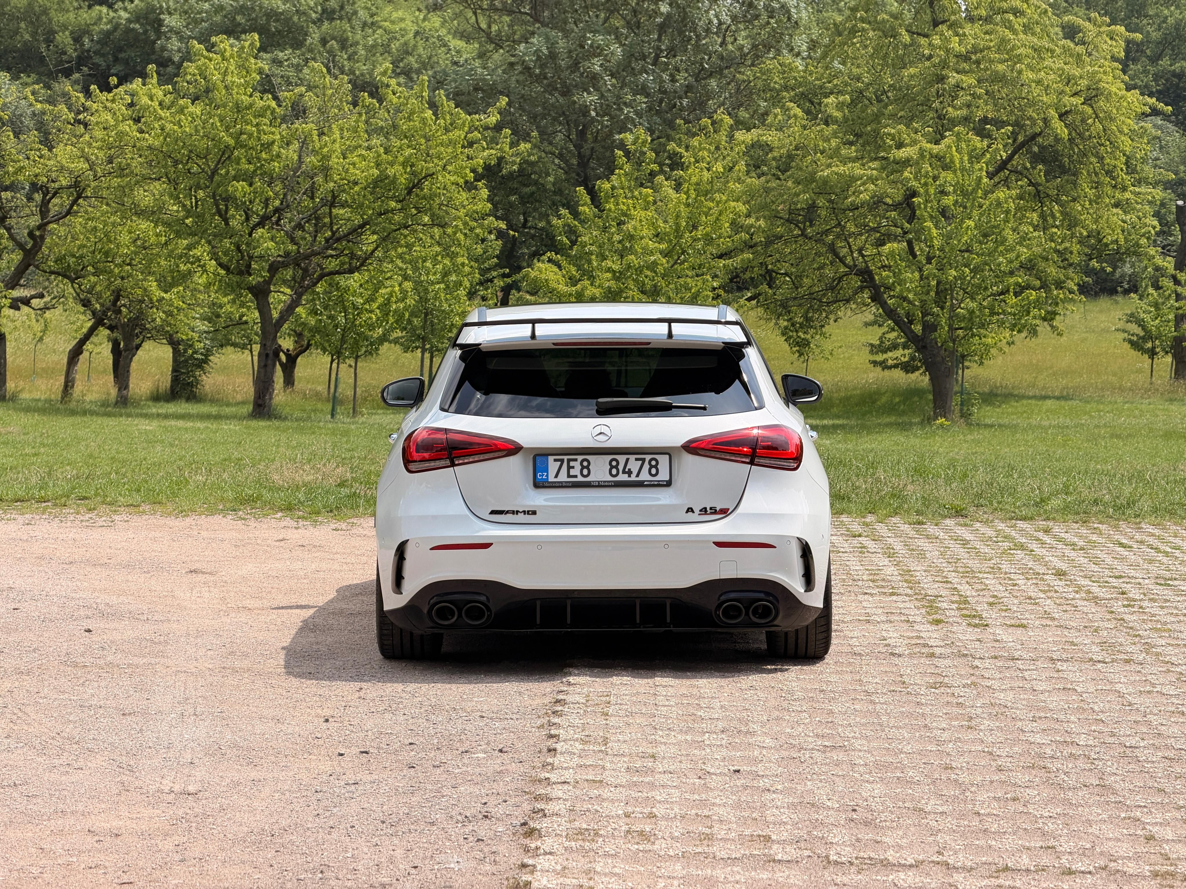 Mercedes-Benz Třídy A, A45 S AMG 4MATIC+,PANO,HUD,360 - fotka 6