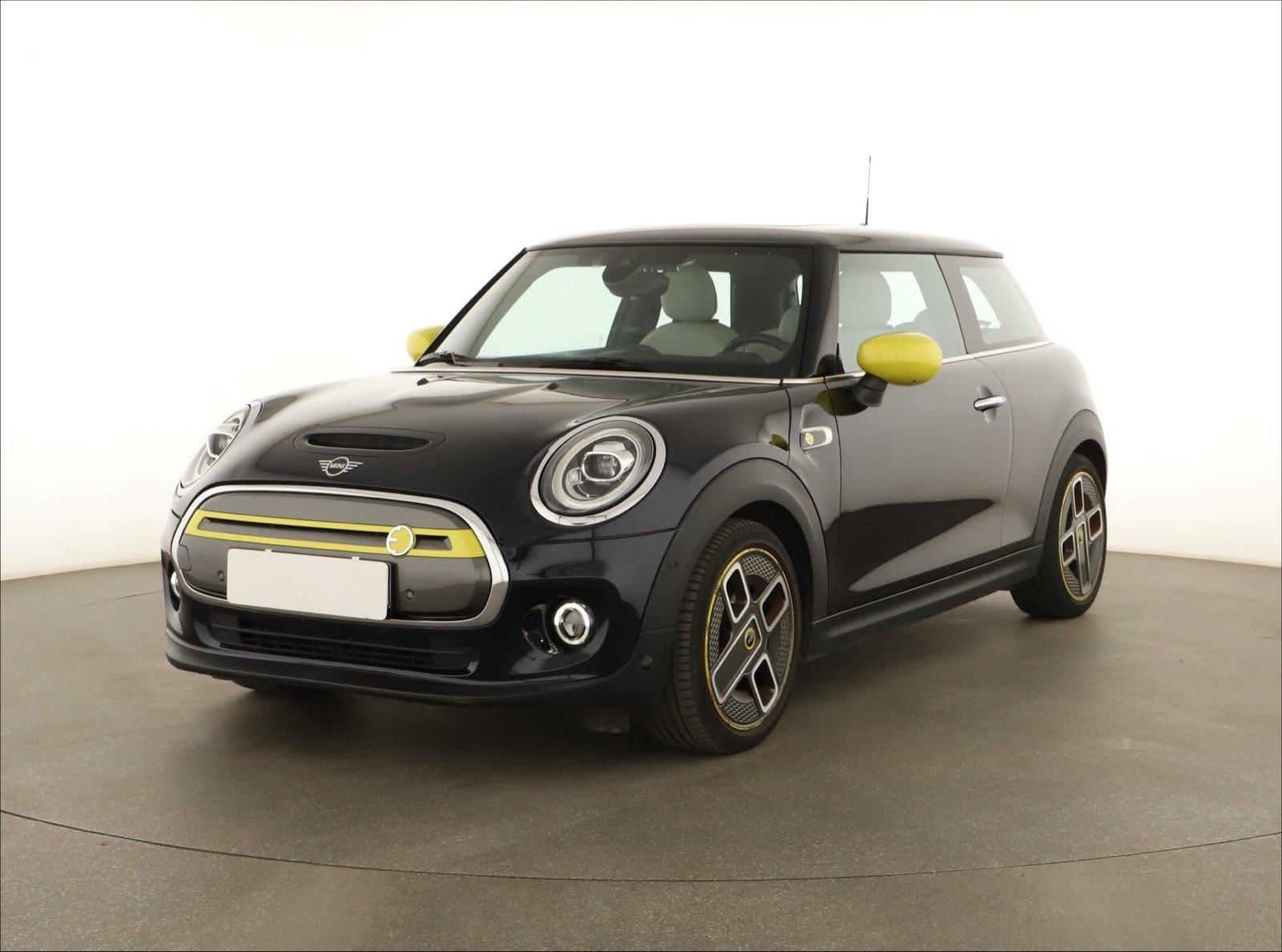 Mini, Cooper SE 32 kWh, SoH 97% - fotka 2