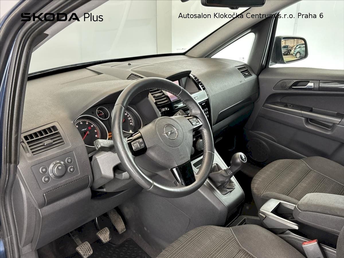 Opel Zafira, 16V103 kW - fotka 6