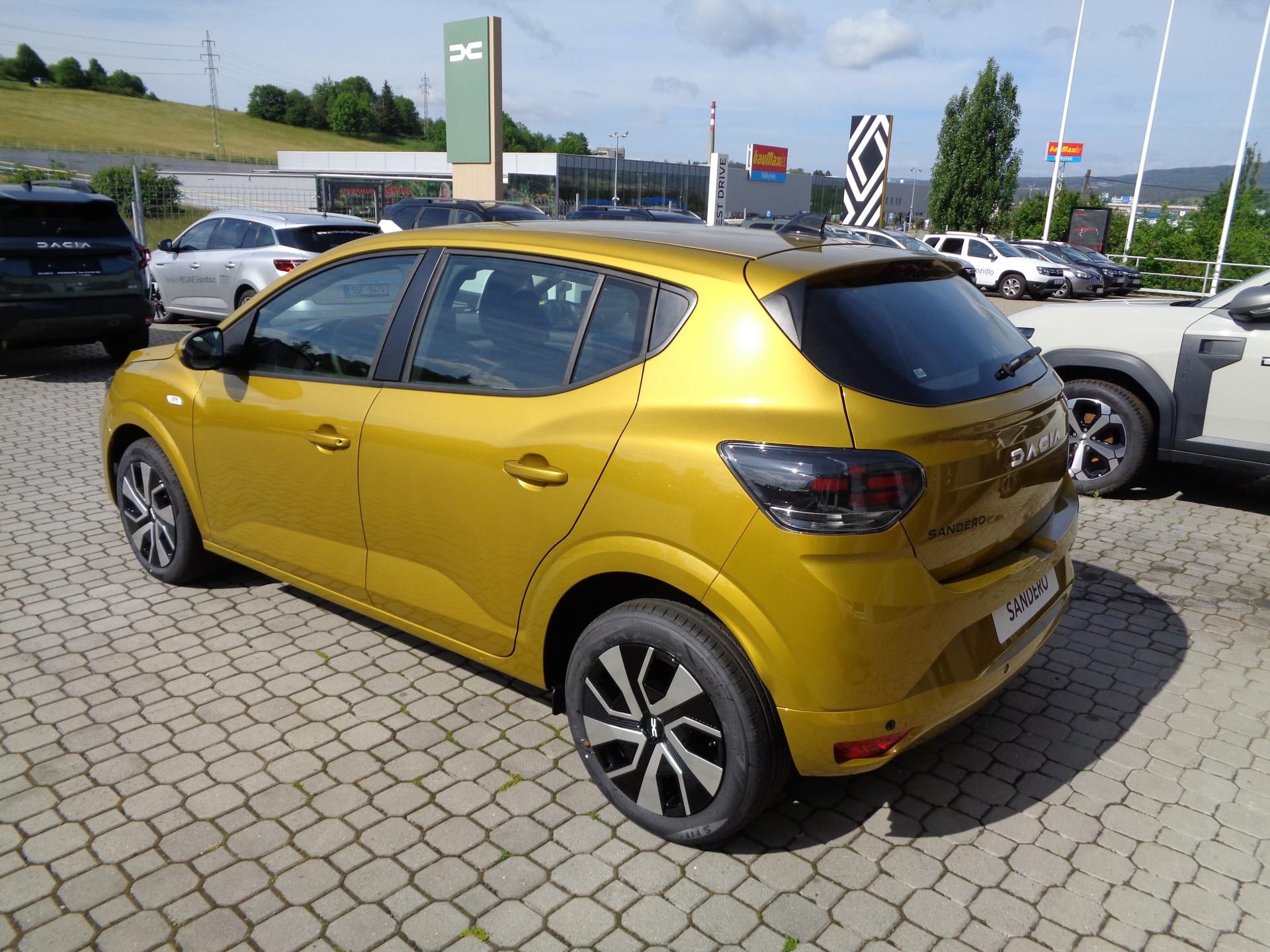 Dacia Sandero, Expression TCe 100 - fotka 4