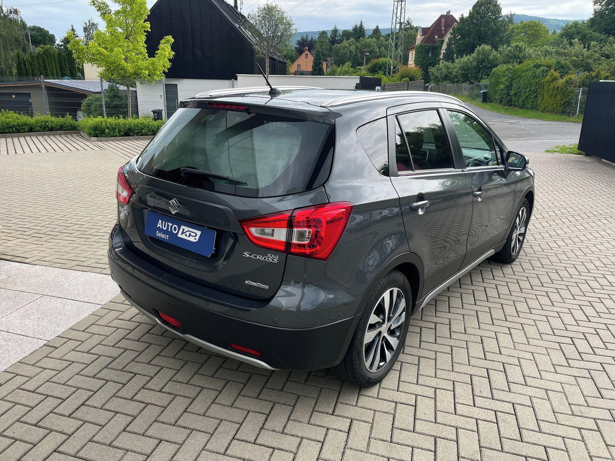 Suzuki S-Cross, 1,4 BJet 4x4 Elegance Pano AT - fotka 6