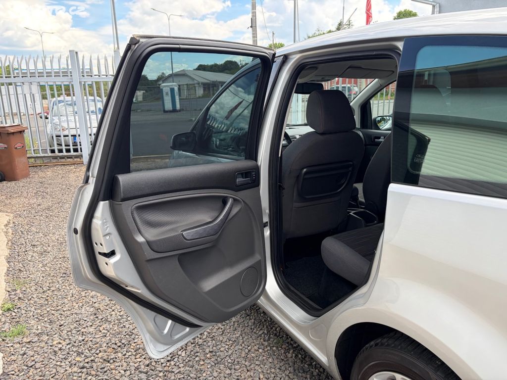 Ford C-MAX, 1,6 74kW, AC, SERVISKA