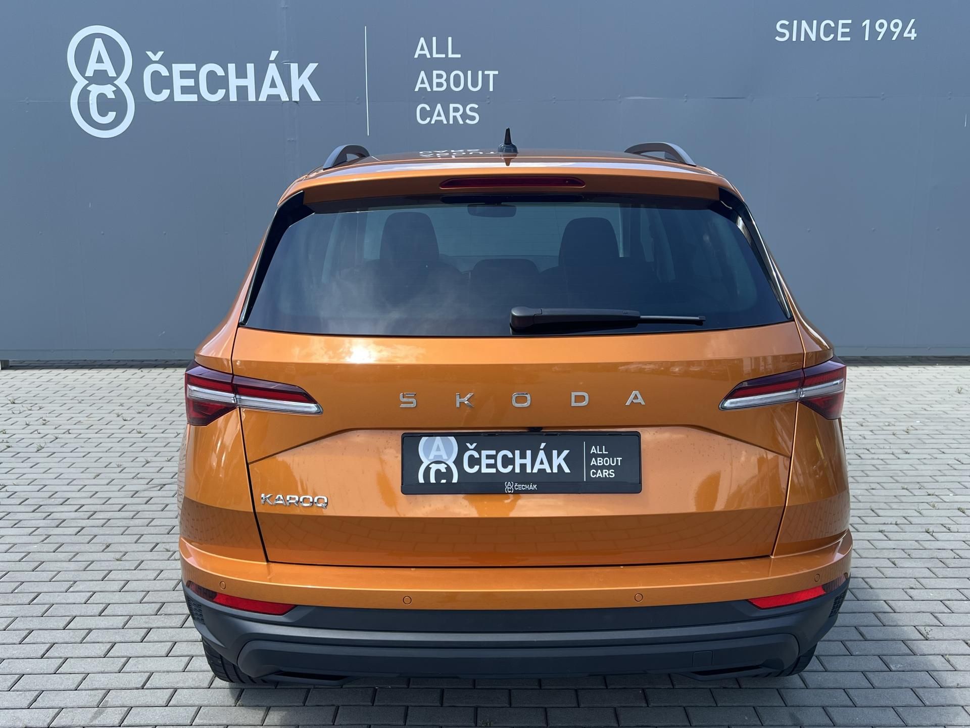 Škoda Karoq, 1. majitel, Koupeno nové v ČR - fotka 6
