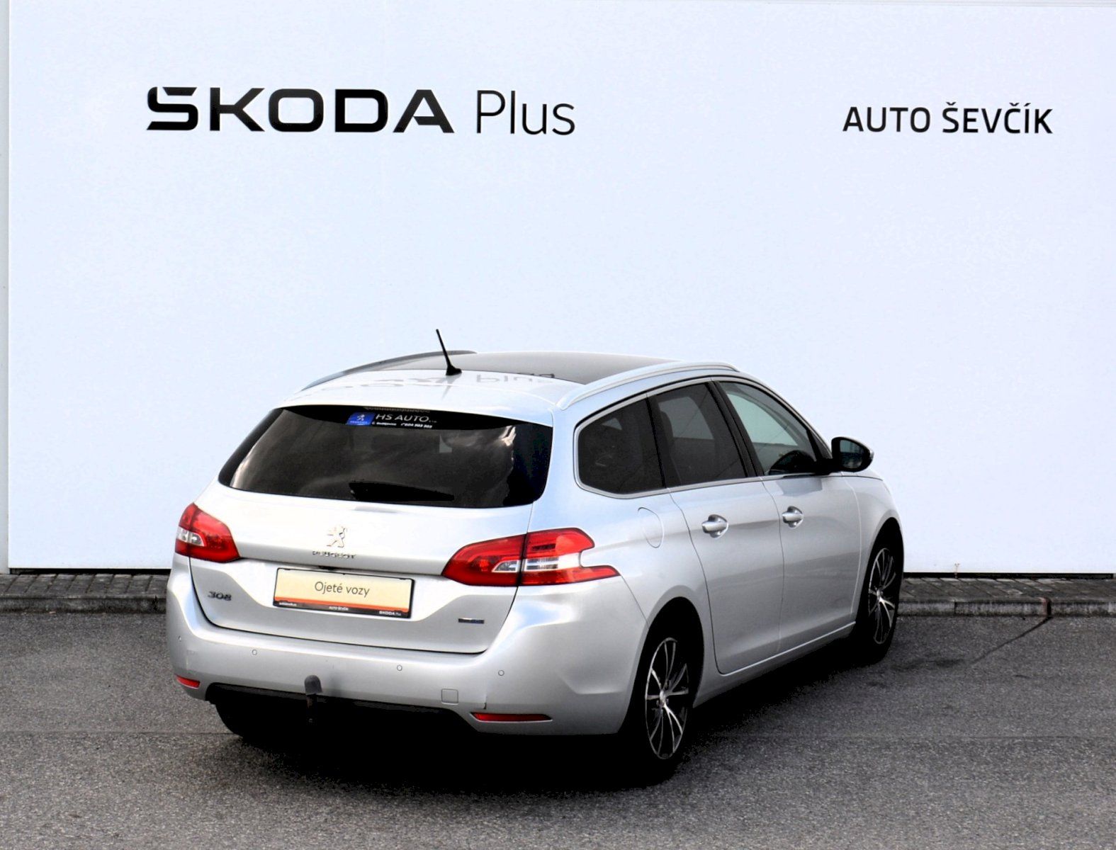 Peugeot 308, SW 1.6 HDI 73 kW ALLURE - prav - fotka 2