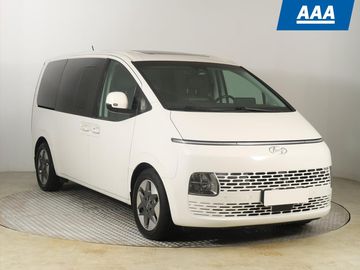 2.2 CRDi, HTRAC, 9 míst, Style