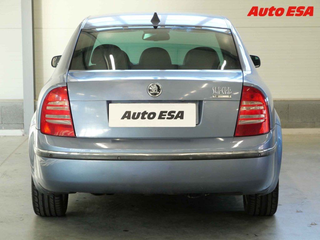 Škoda Superb, 1.8t,ČR - fotka 5
