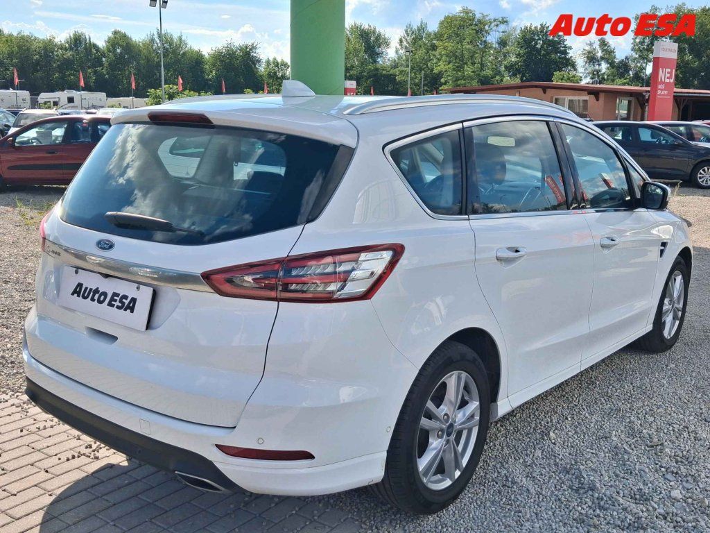 Ford S-MAX, 2.0TDi,1.maj,ČR,AT,navi - fotka 4