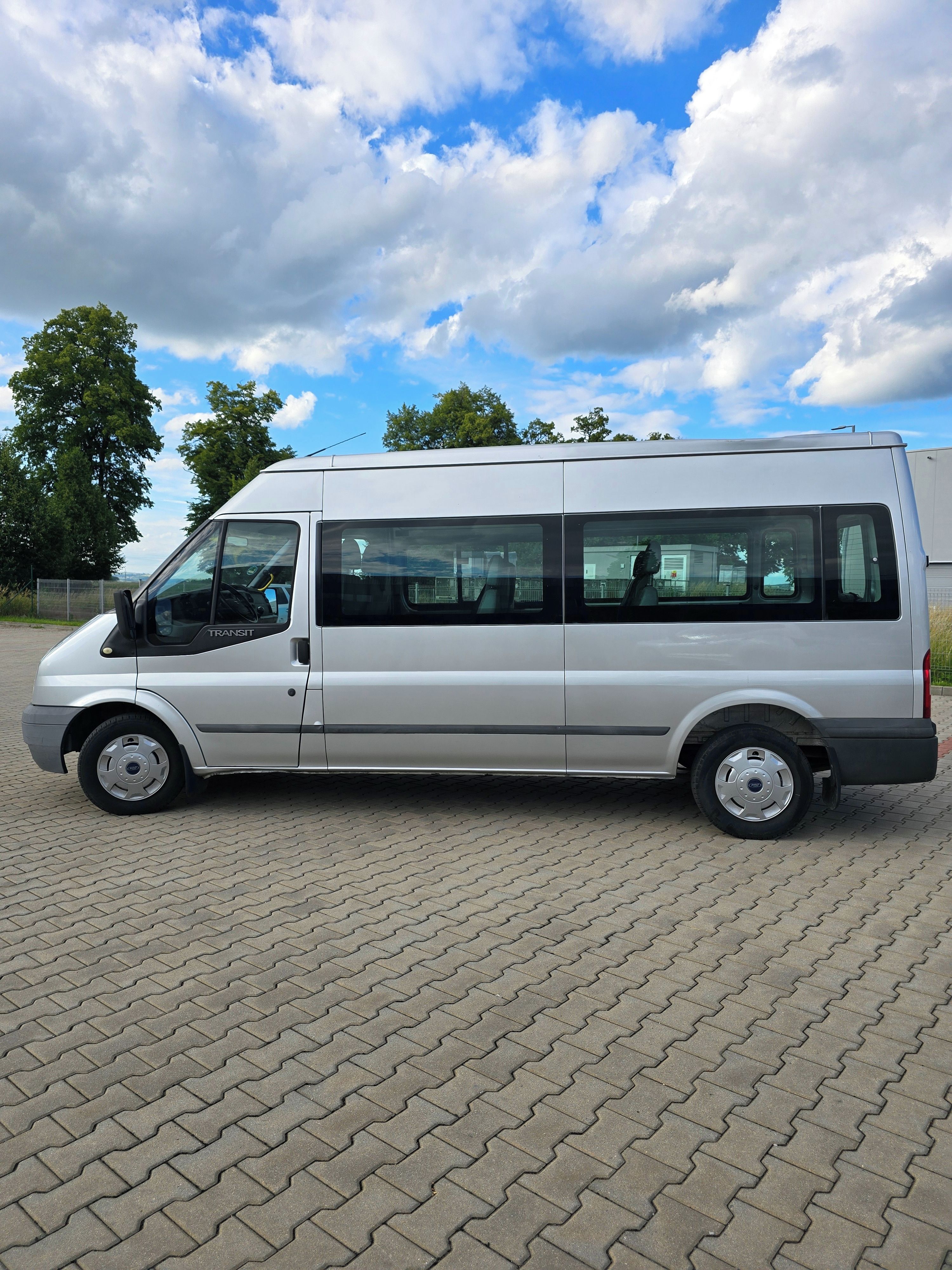 Ford Transit, Ford Transit 300L 9 míst - fotka 5