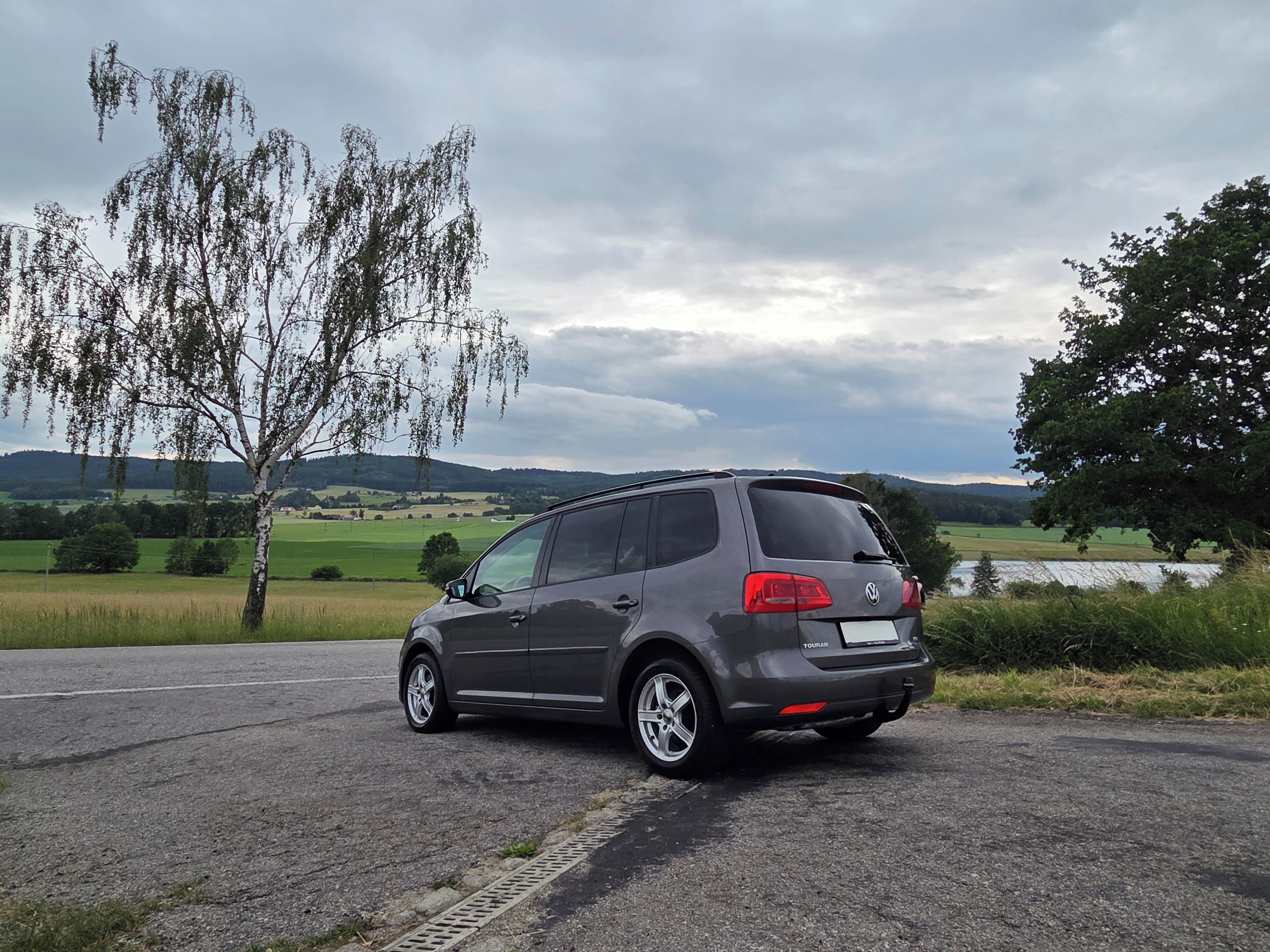 Volkswagen Touran, 1.4TSI - VÝBAVA - fotka 2