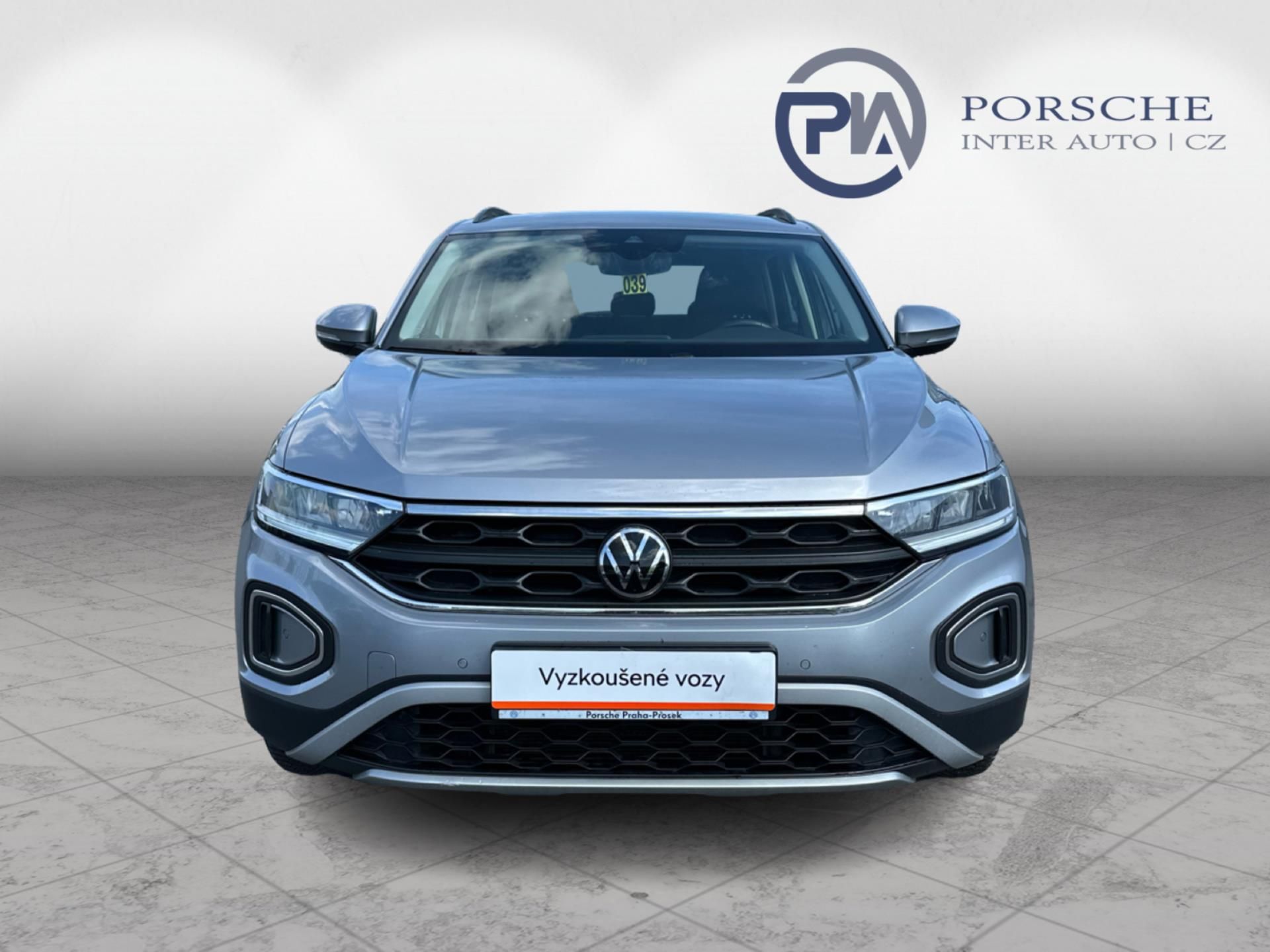 Volkswagen T-Roc, 1.5 TSI Life Manuál - fotka 2