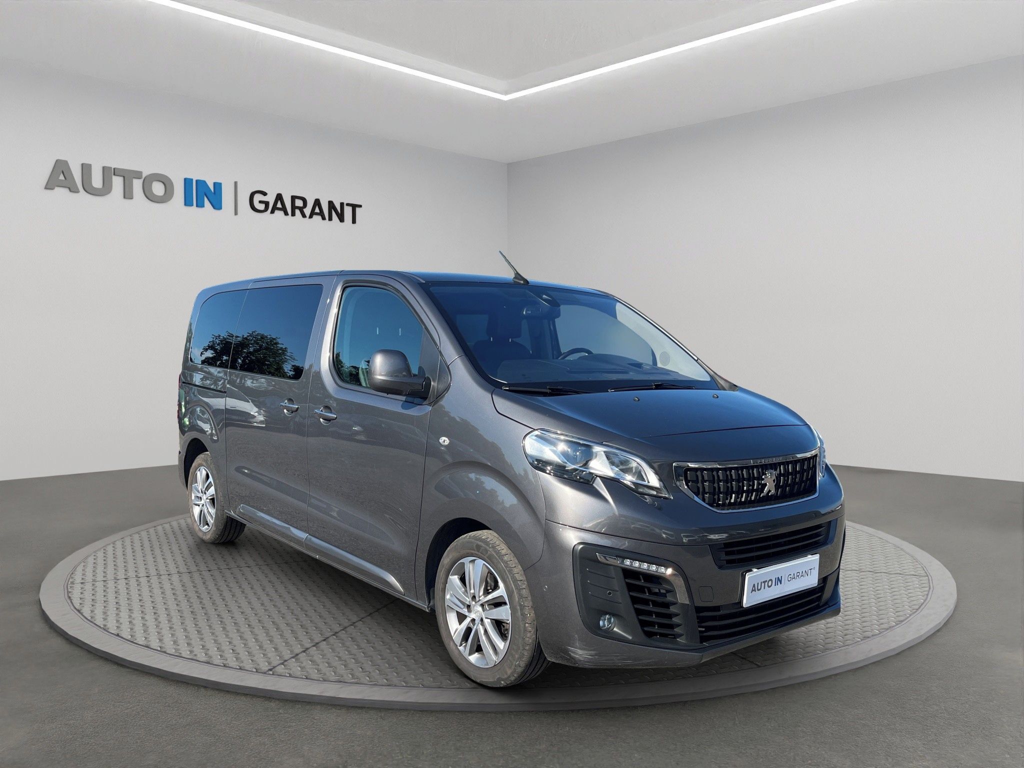 Peugeot Traveller, ALLURE L2 2.0 BlueHDi 106kW, Č - fotka 3
