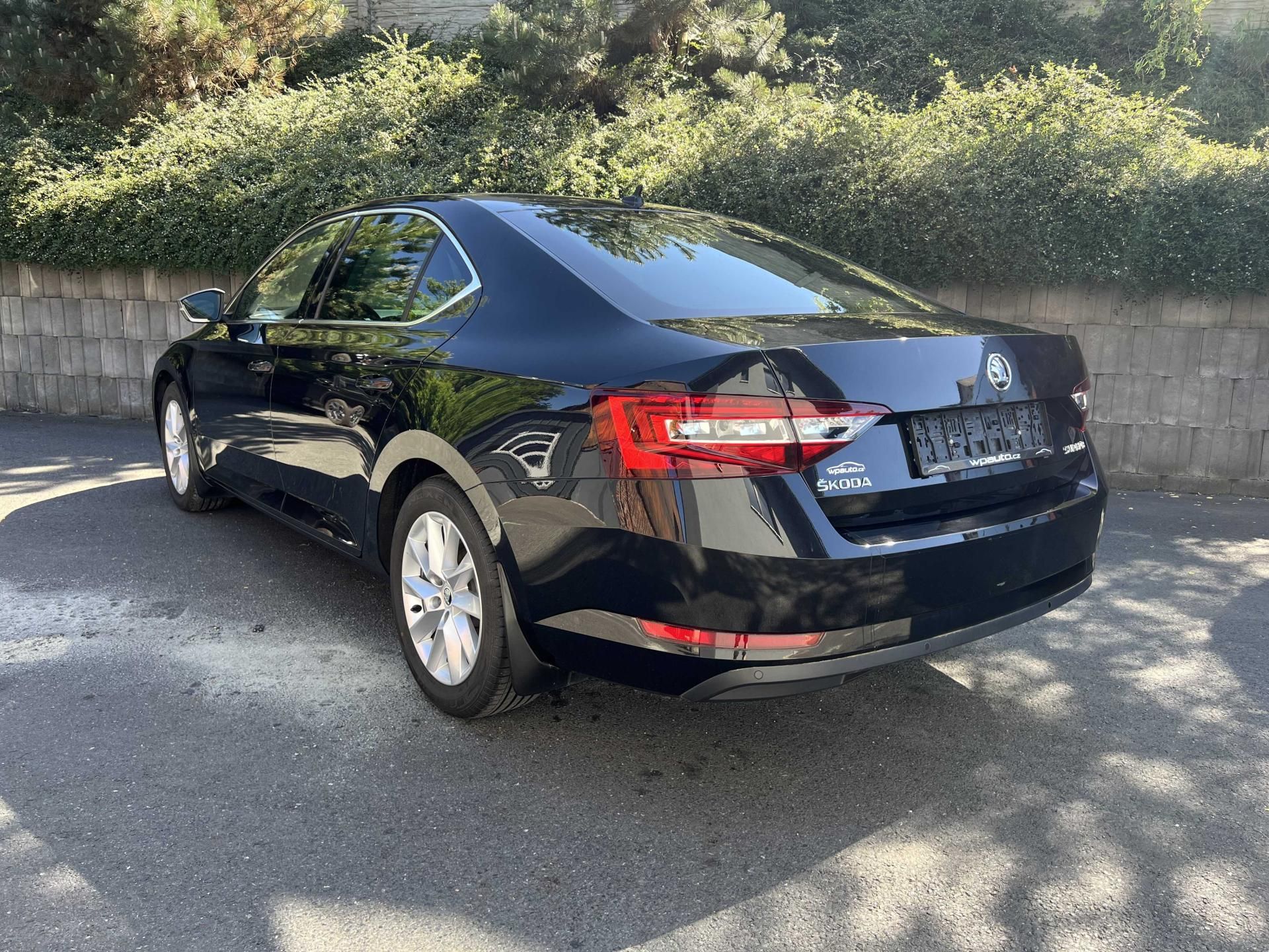 Škoda Superb, 1.8 TSi 132 kW 50.000KM DSG - fotka 5