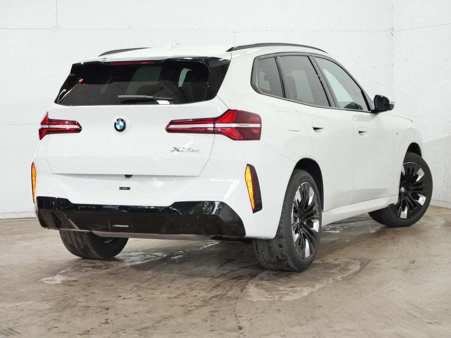 BMW X3, X3 20 xDrive Tažné - fotka 4
