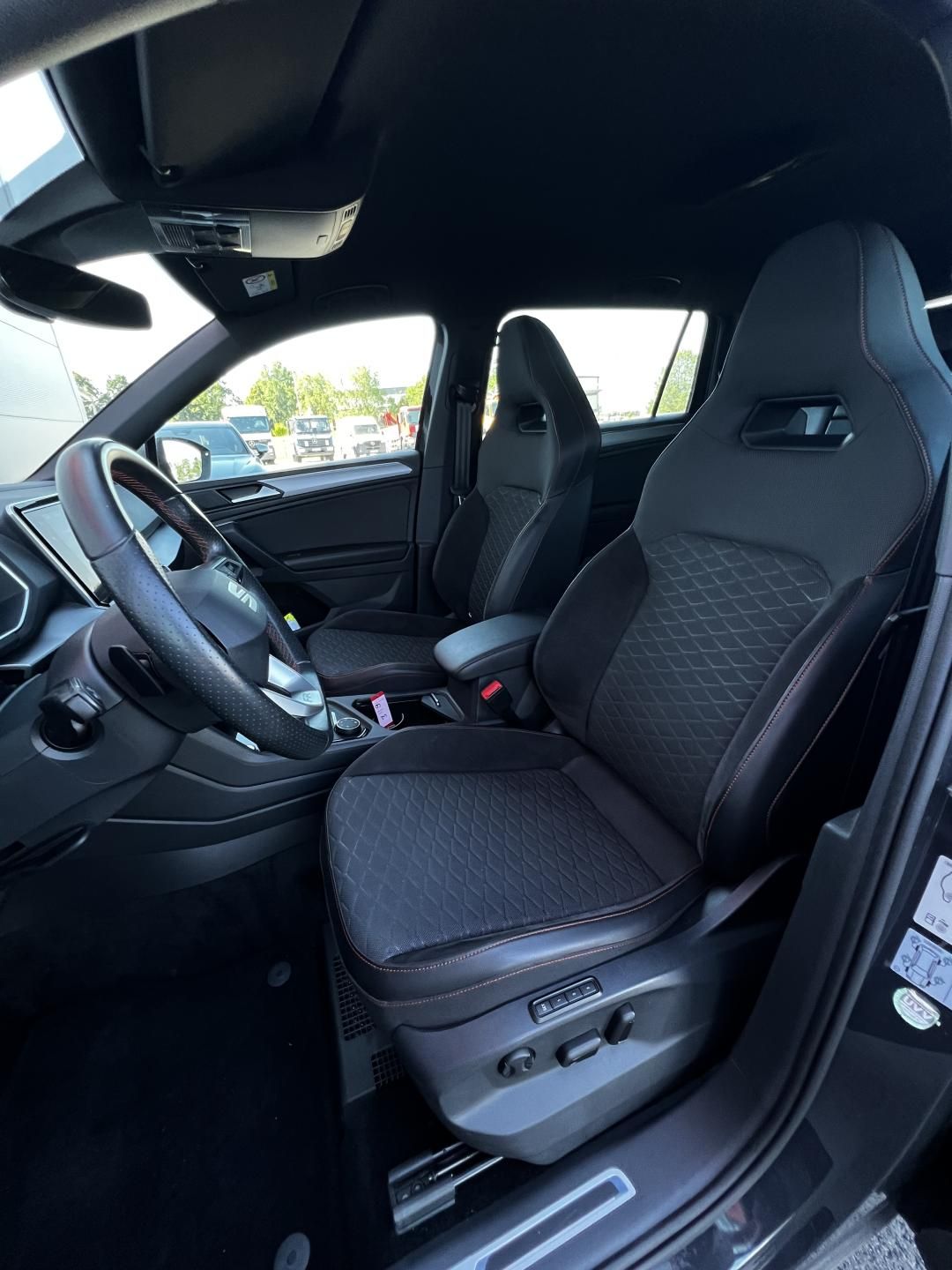 Seat Tarraco, 2.0TDI 147kW 4x4 FR DPH 1.Maj - fotka 6