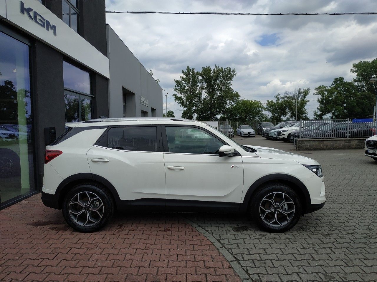 KGM Korando, 1.5T, Style+4WD,MT,SKLADEM - fotka 4