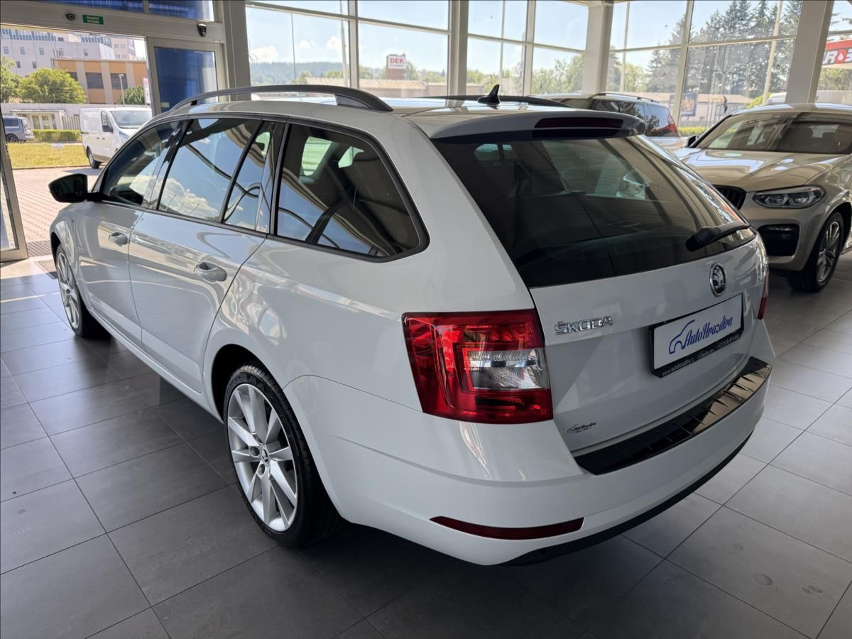 Škoda Octavia, 2,0   TDI 110kW,DSG,SOLEIL,1.M - fotka 4