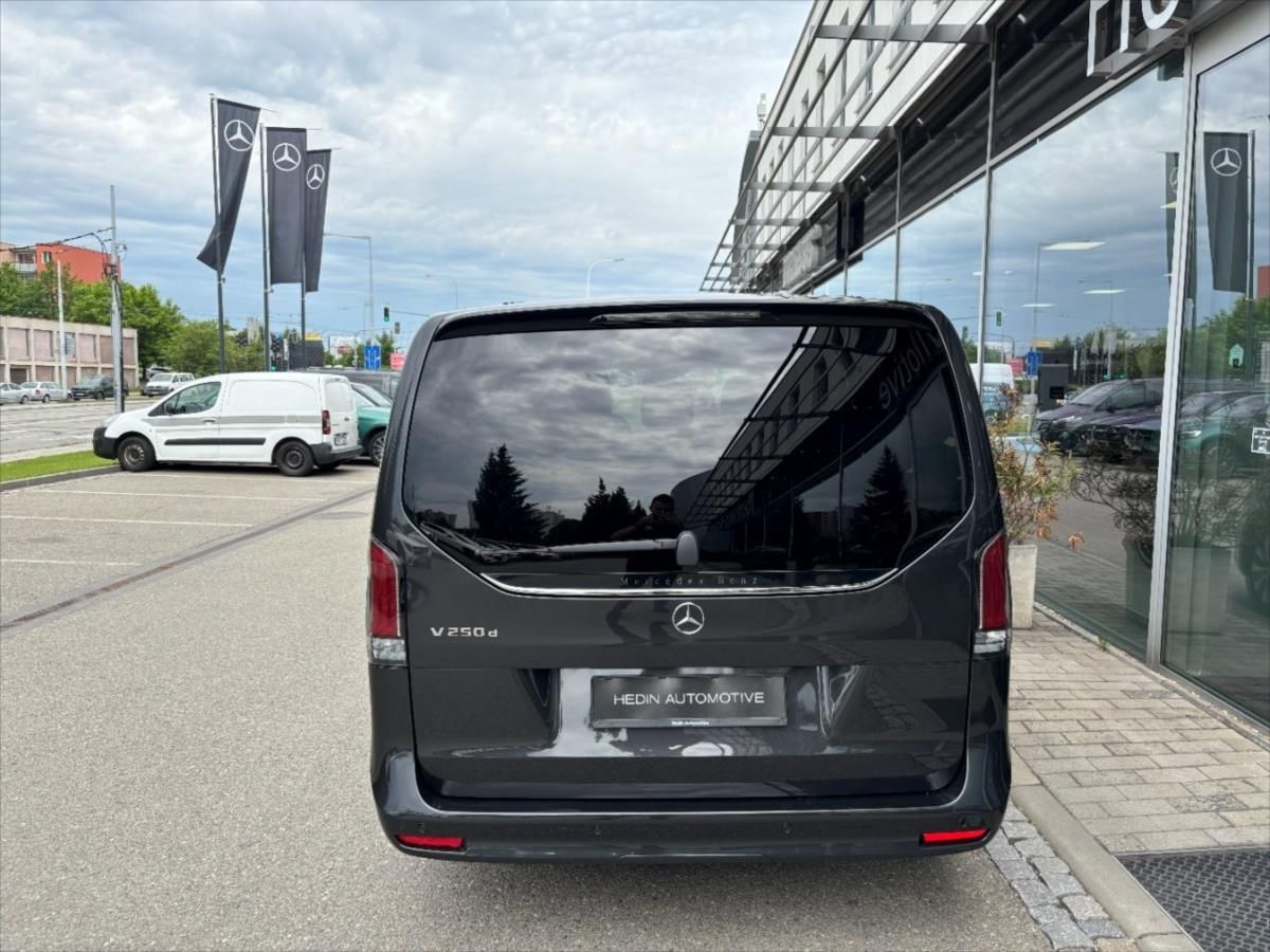 Mercedes-Benz Třídy V, 2,0 250 d / Style / L - fotka 3
