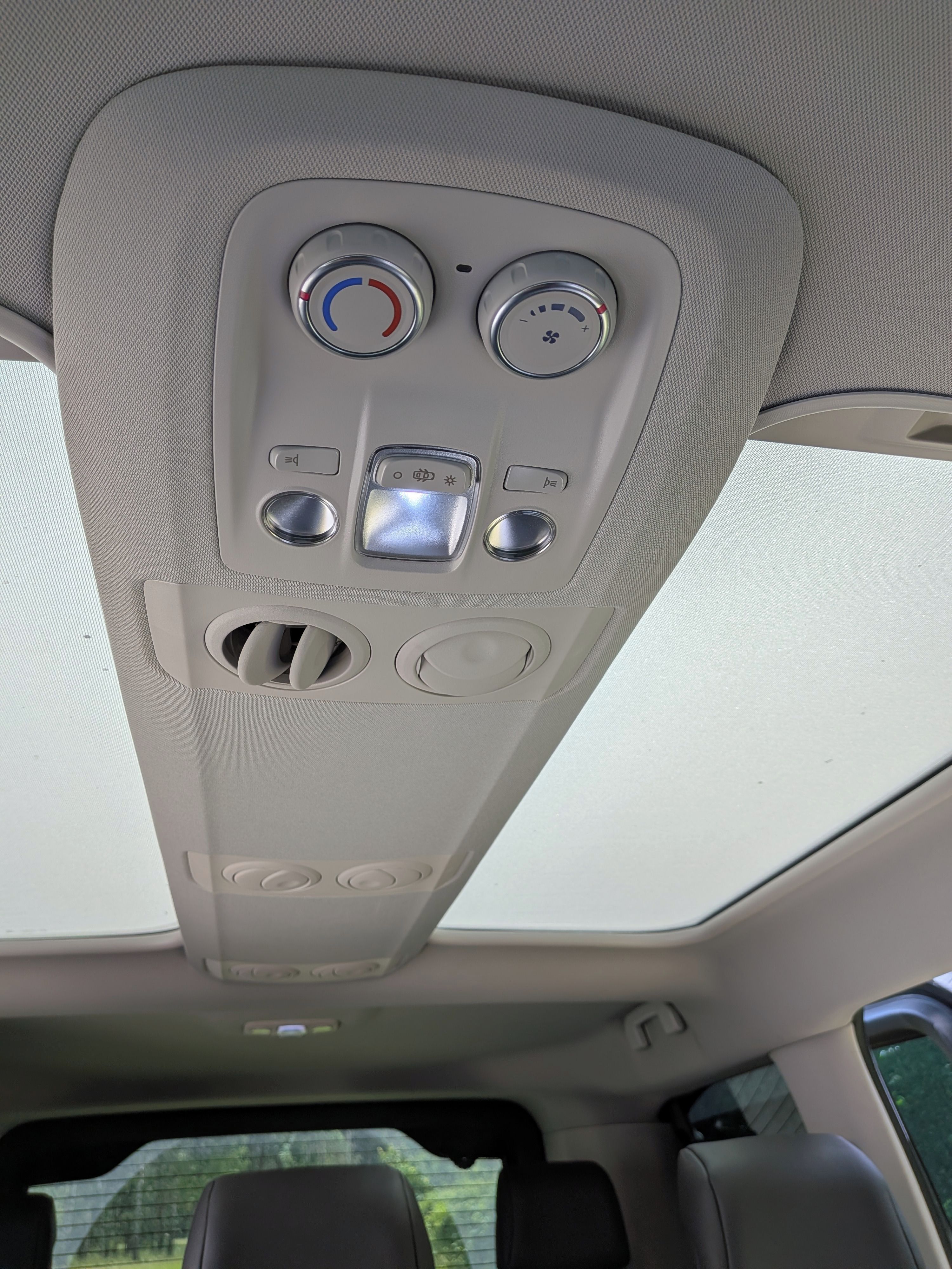 Citroën SpaceTourer, Citroen Spacetourer - zánovní - fotka 4