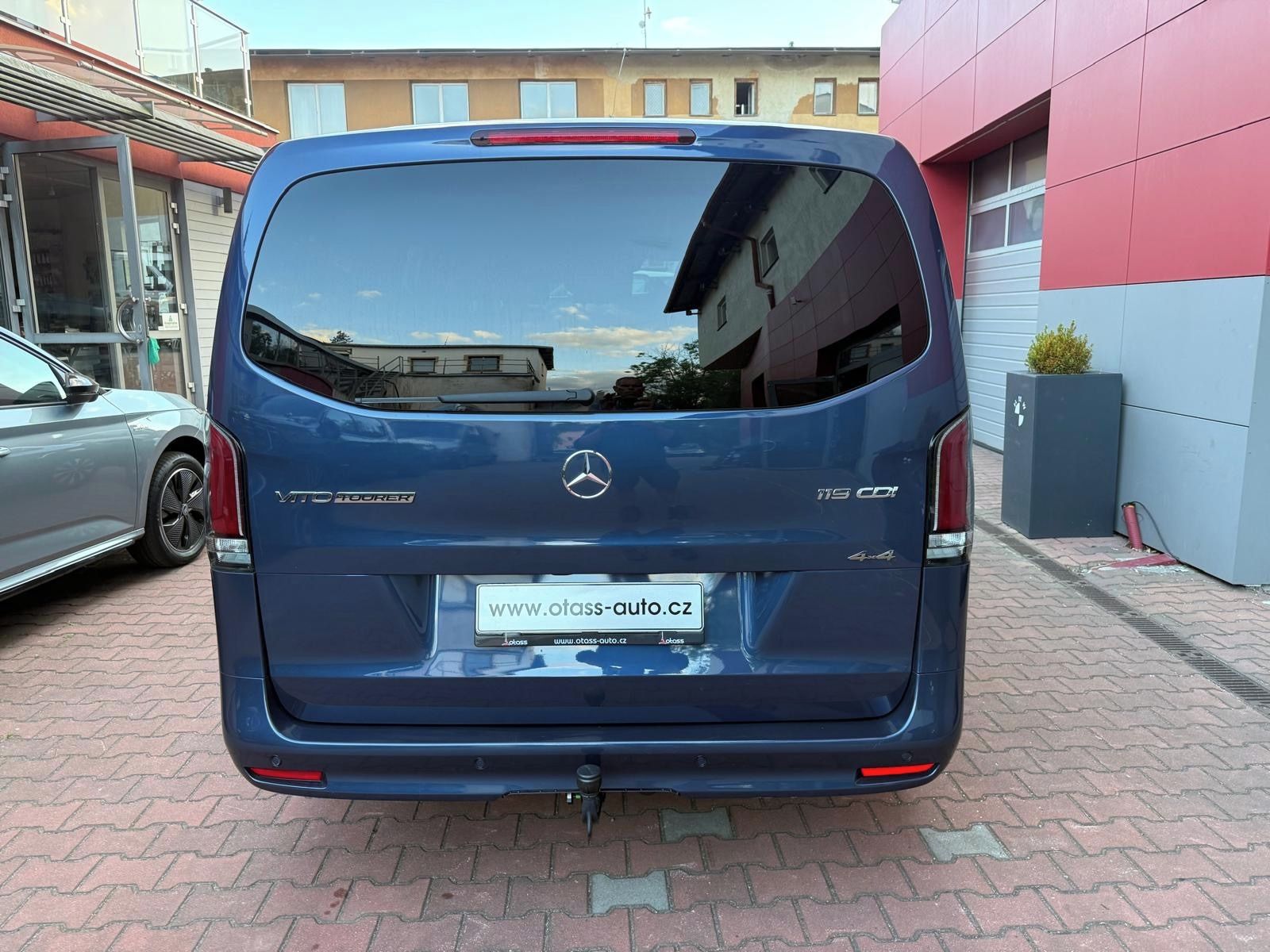 Mercedes-Benz Vito, 119 Tourer L Select 4x4 - fotka 5