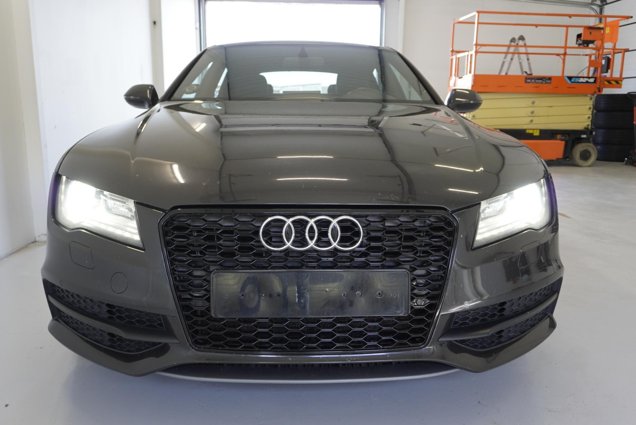 Audi A7, 2,8 FSI QUATTRO S-LINE - fotka 2