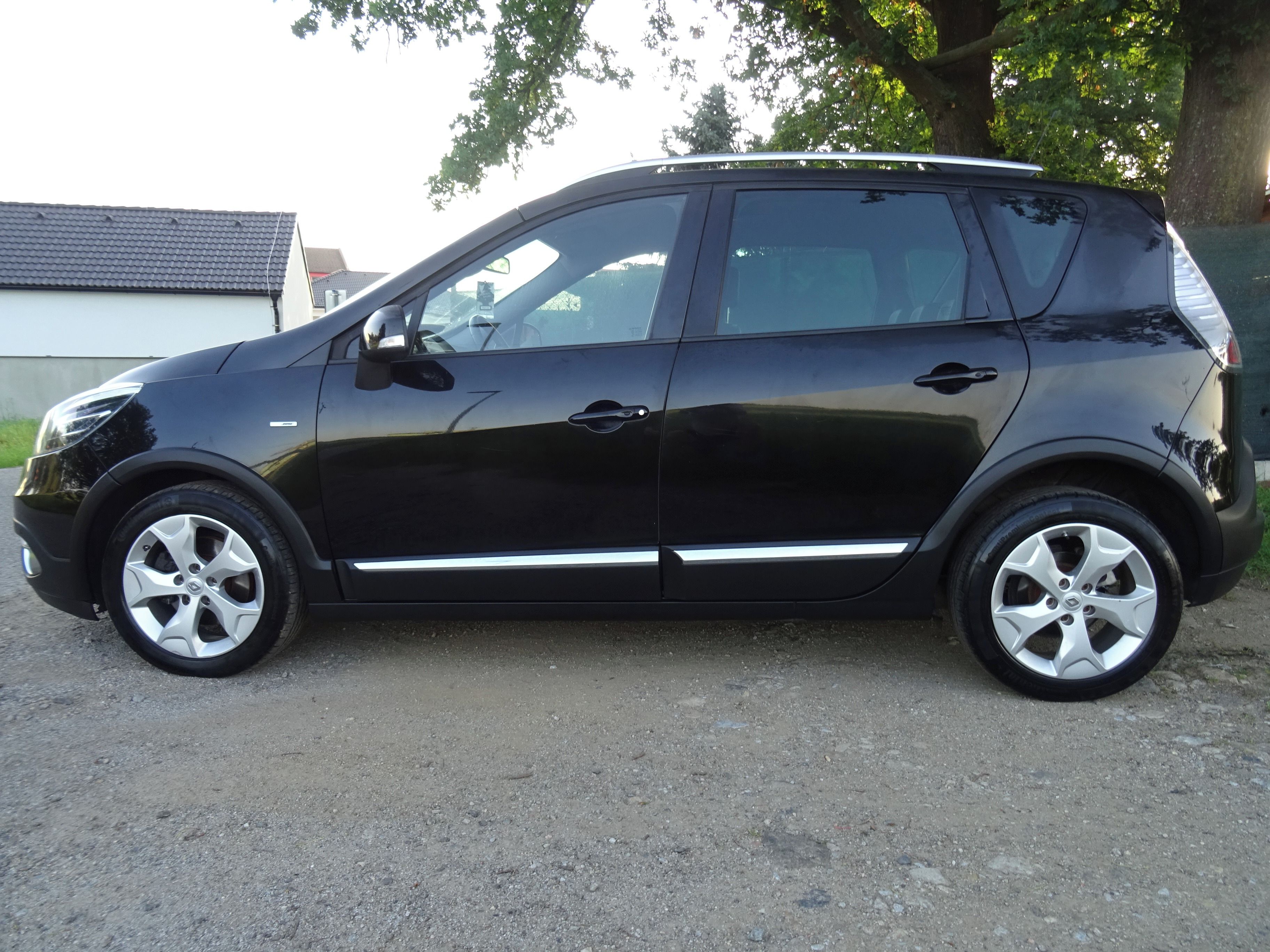 Renault Scénic, 1,5dCi 81kW X-MOD pěkná výbava - fotka 6