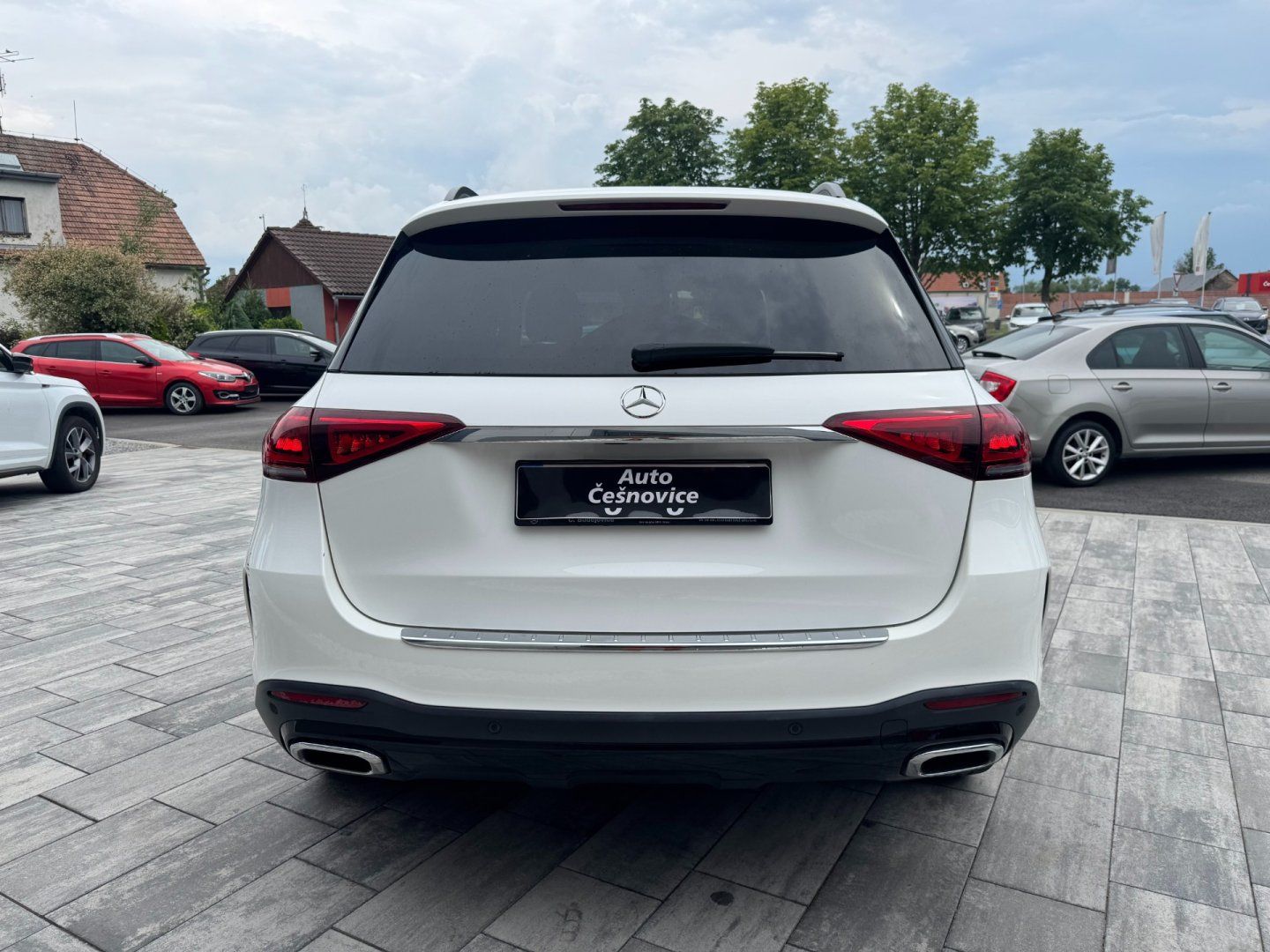 Mercedes-Benz GLE, 350D AMG Line 4Matic - fotka 6