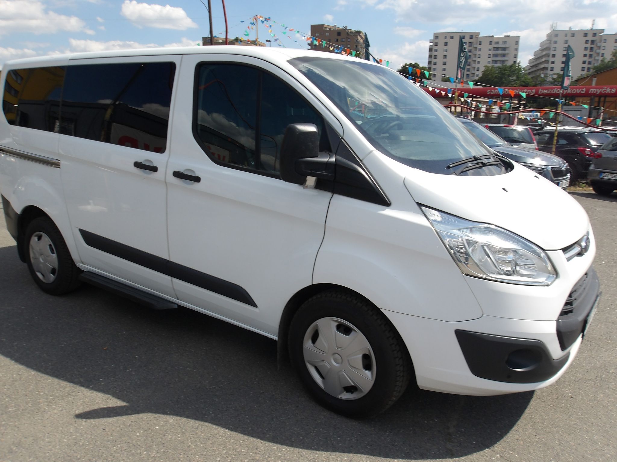 Ford Transit, 2,2TDCi 8 míst !! Po rozvodech - fotka 3