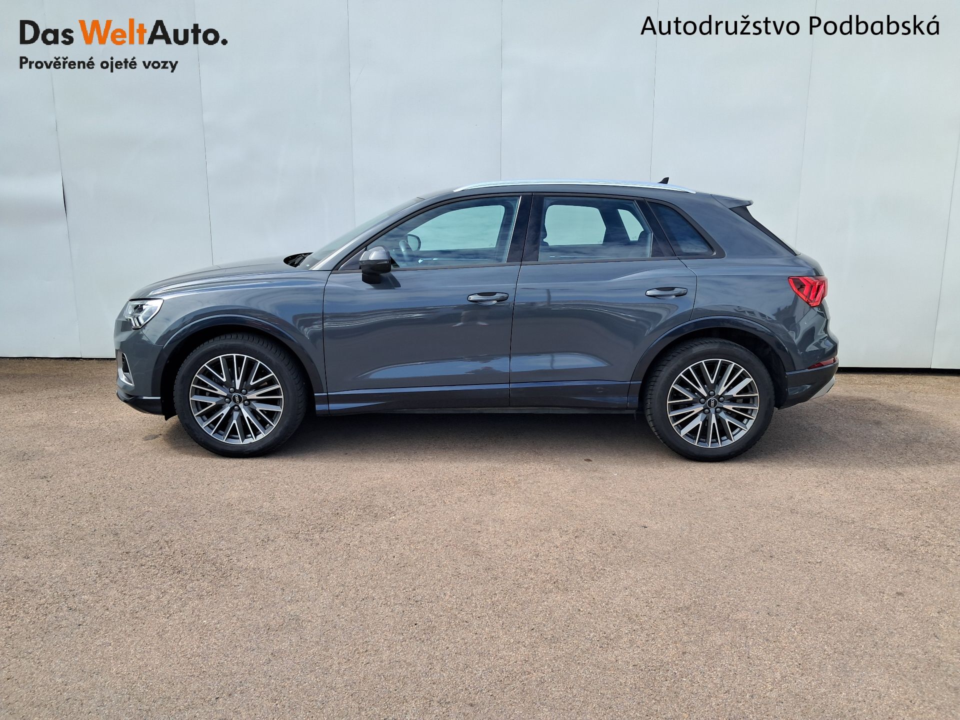 Audi Q3, AUDI Q3 ADVANCED 40 2.0 TDI / - fotka 3