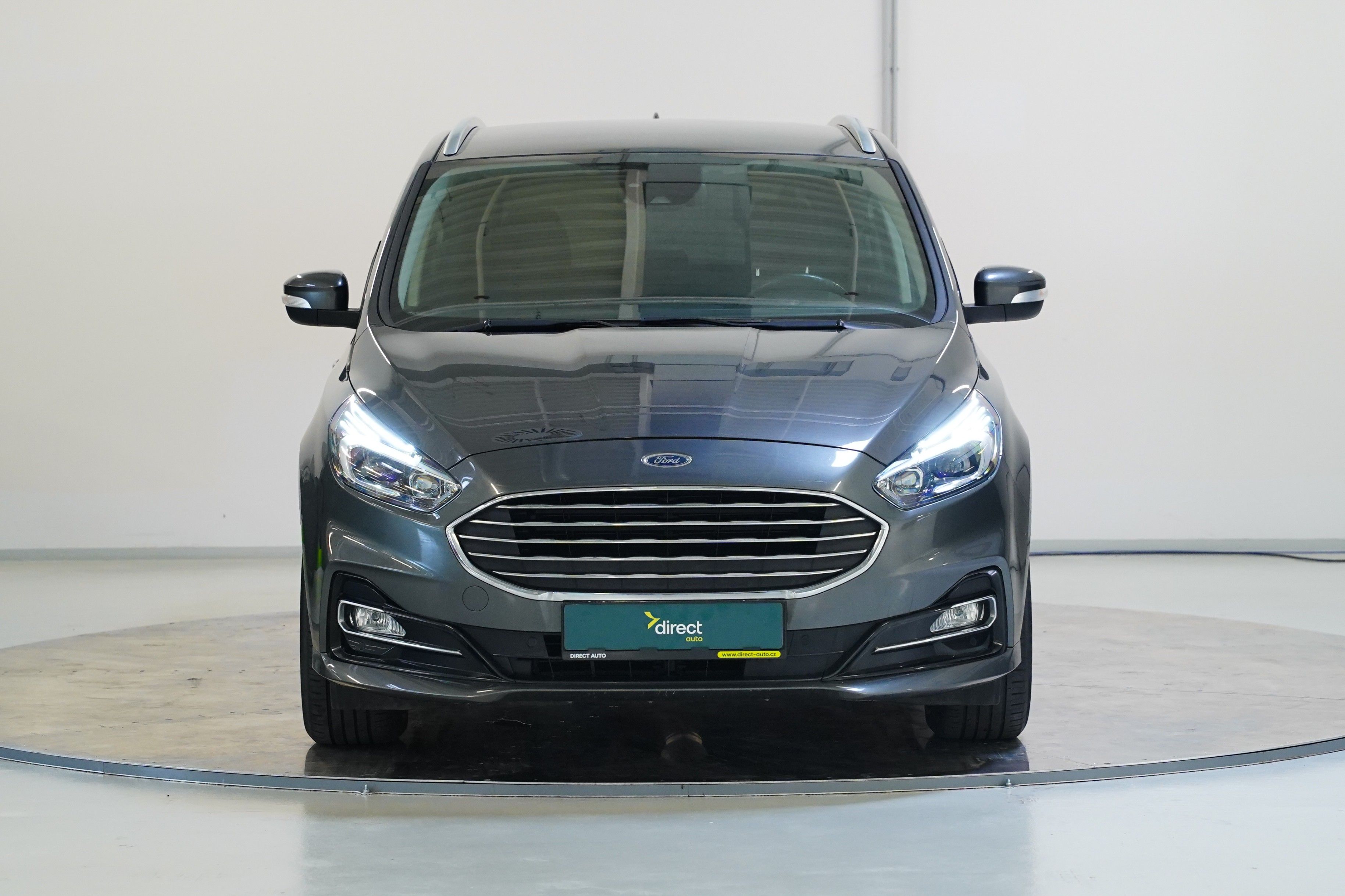 Ford S-MAX, 2.0 TDCI 110 kW Titanium - fotka 4