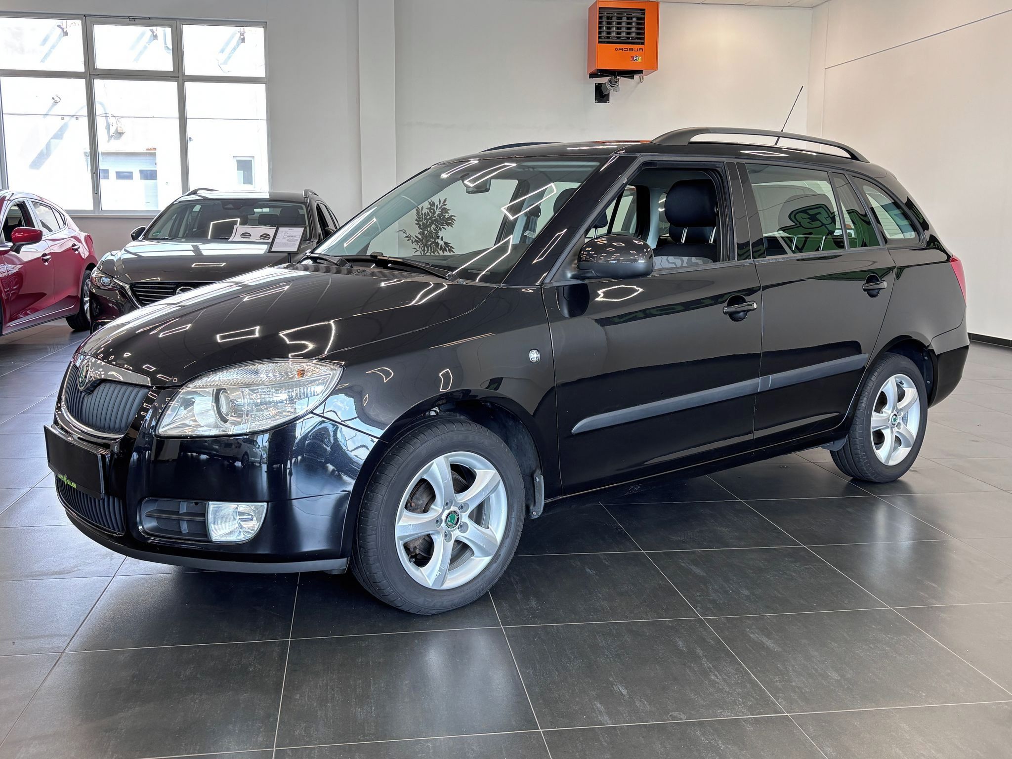 Škoda Fabia, 1.4 16V 63kW, 1. majitel, 124t - fotka 3