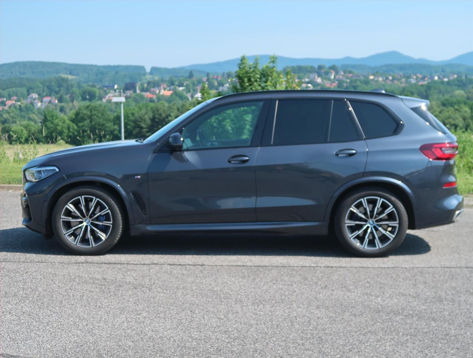 BMW X5, xDrive40i - fotka 3
