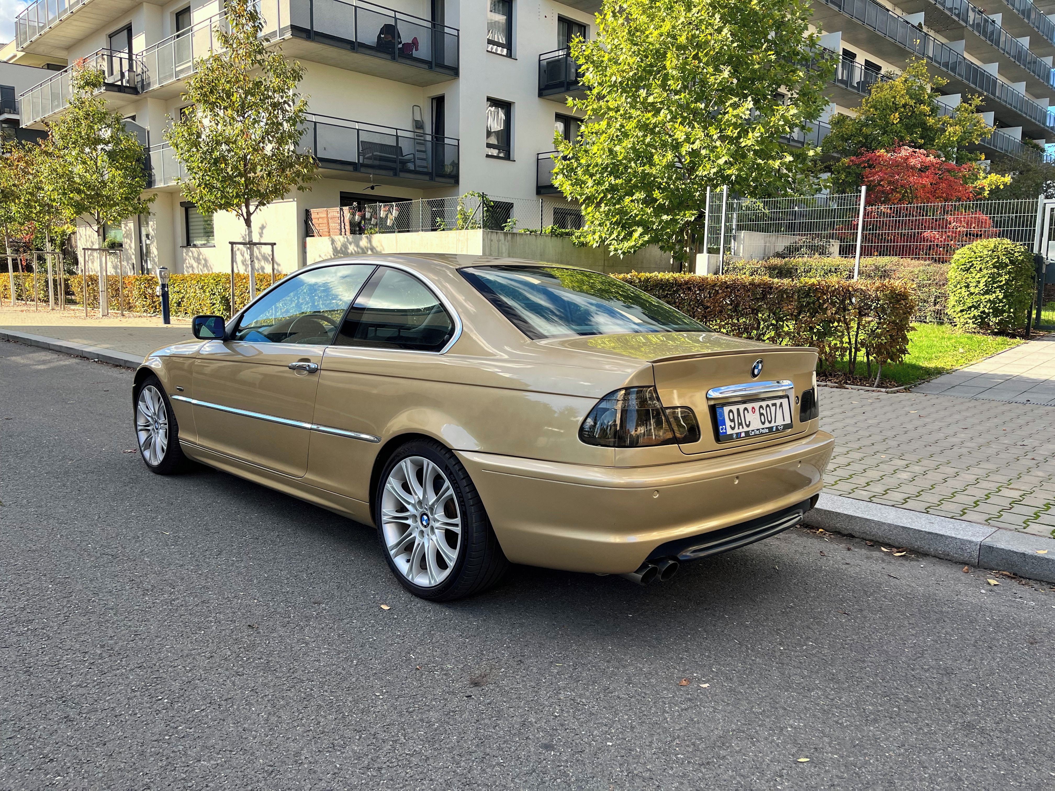 BMW Řada 3, E46 328Ci se sportovnimi svody - fotka 4